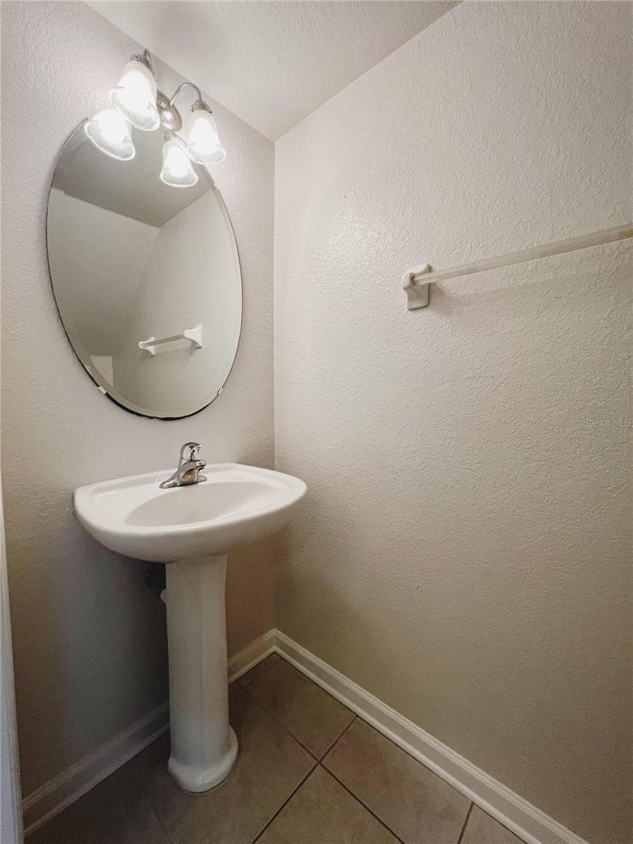 Half bathroom - 5308 HAWKSTONE DR, SANFORD