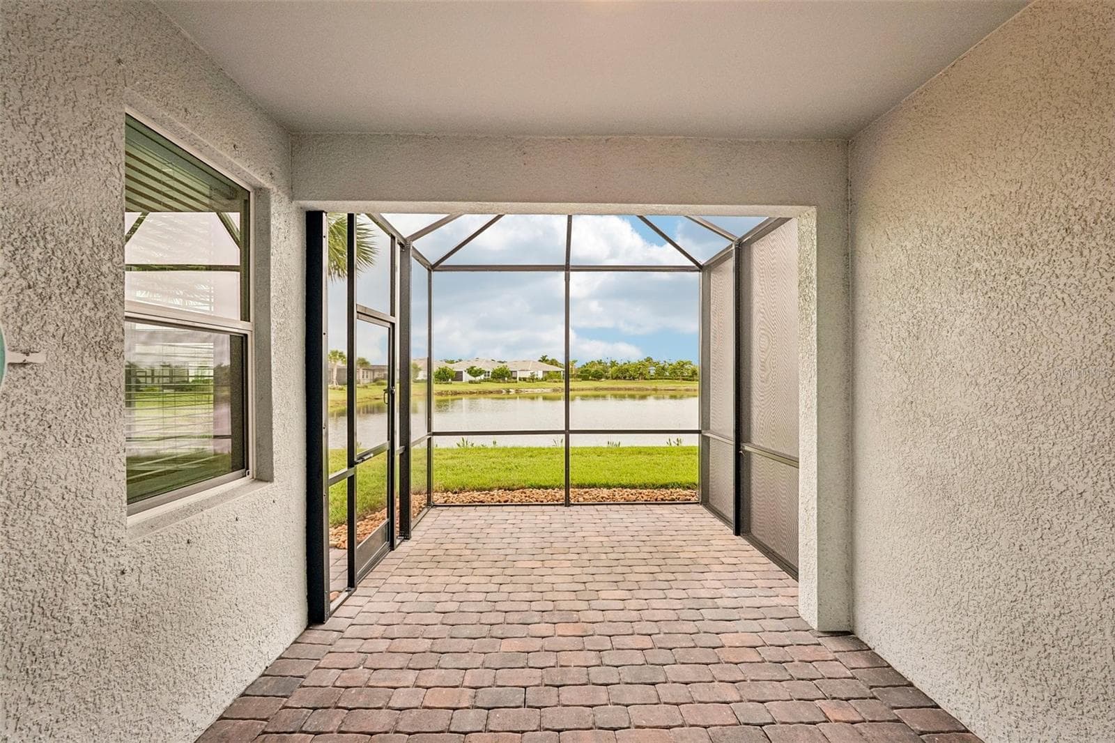 Villa at 9897 BRIGHT WATER DR, ENGLEWOOD, photo 2 of 38