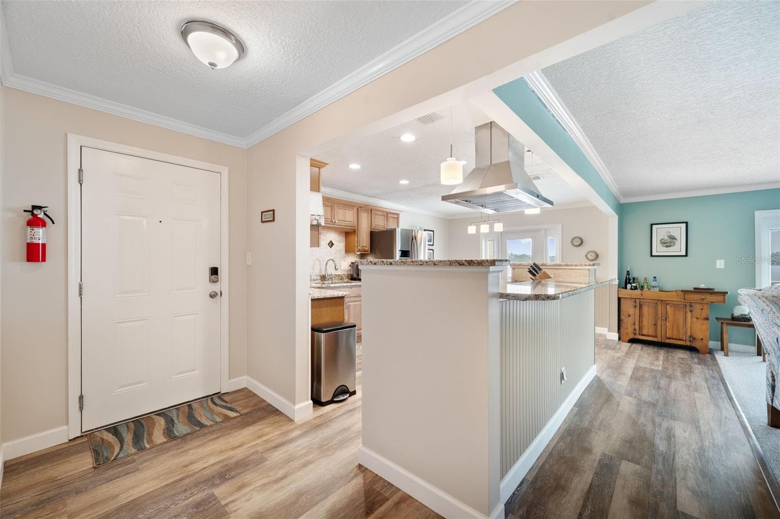 Condominium at 5257 BEACH DR SE #D, ST PETERSBURG, photo 2 of 42