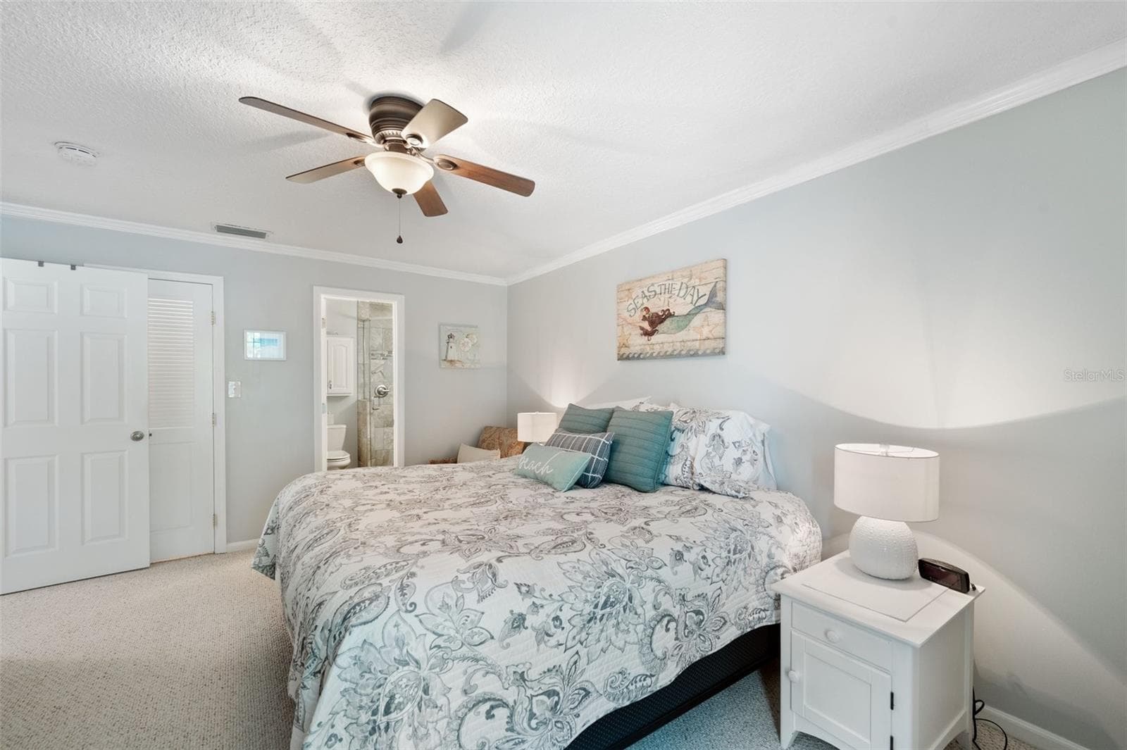 Condominium at 5257 BEACH DR SE #D, ST PETERSBURG, photo 25 of 42