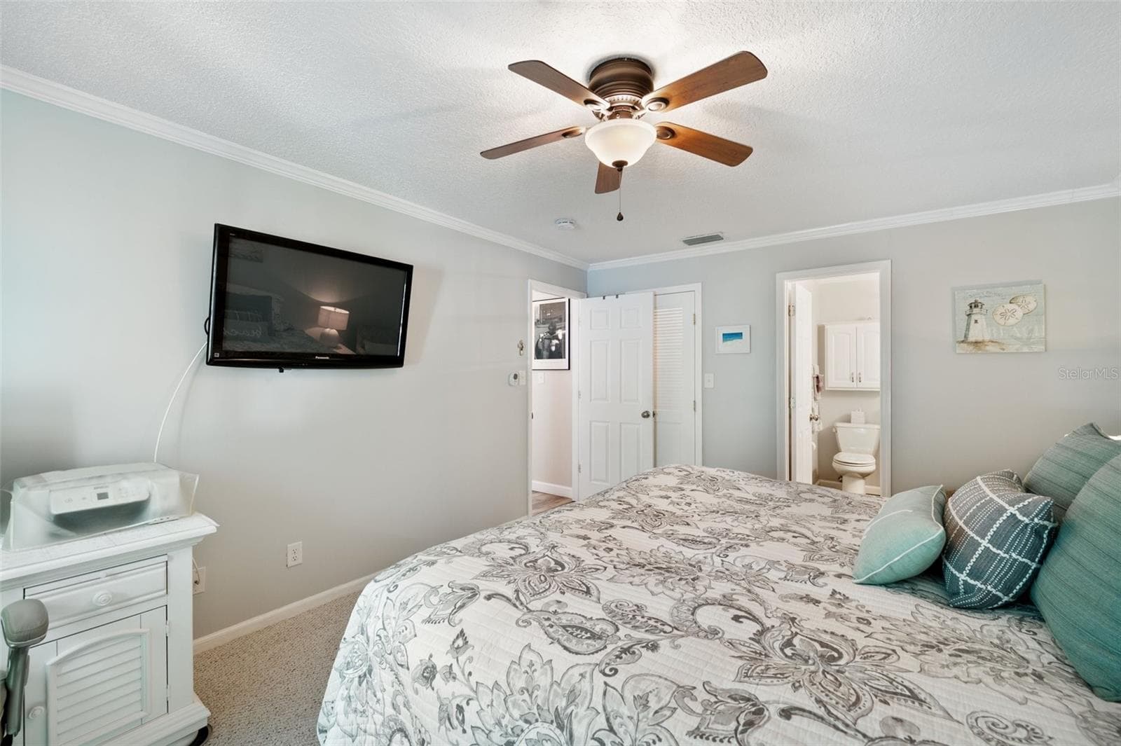 Condominium at 5257 BEACH DR SE #D, ST PETERSBURG, photo 26 of 42