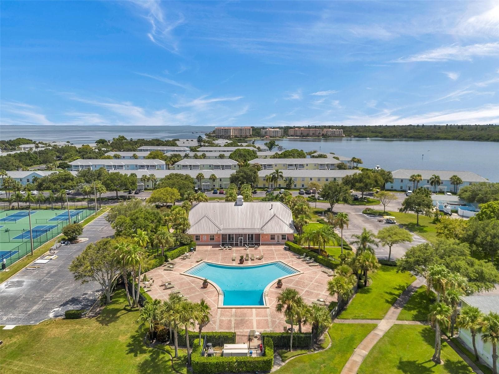 Condominium at 5257 BEACH DR SE #D, ST PETERSBURG, photo 39 of 42