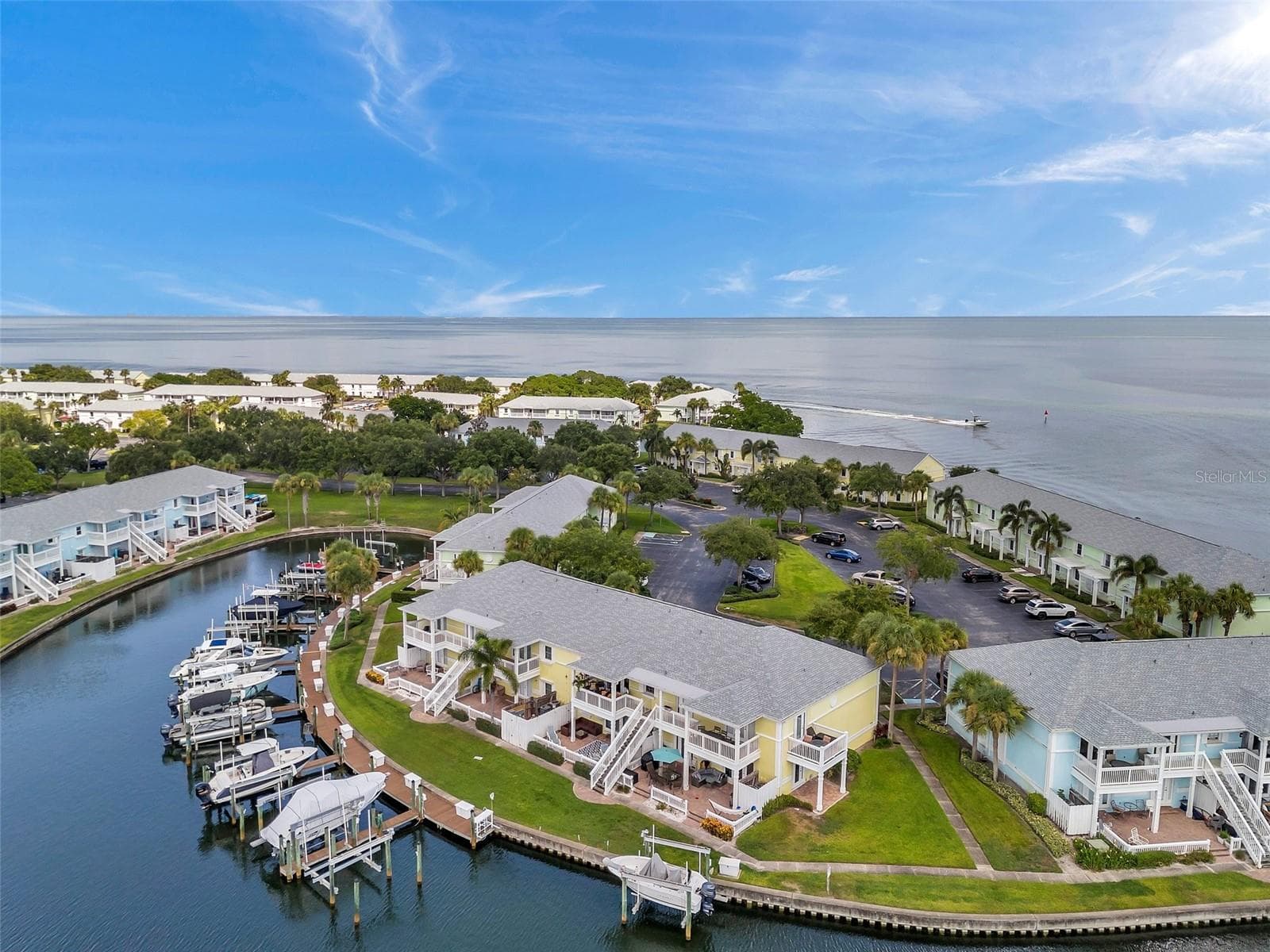 Condominium at 5257 BEACH DR SE #D, ST PETERSBURG, photo 41 of 42
