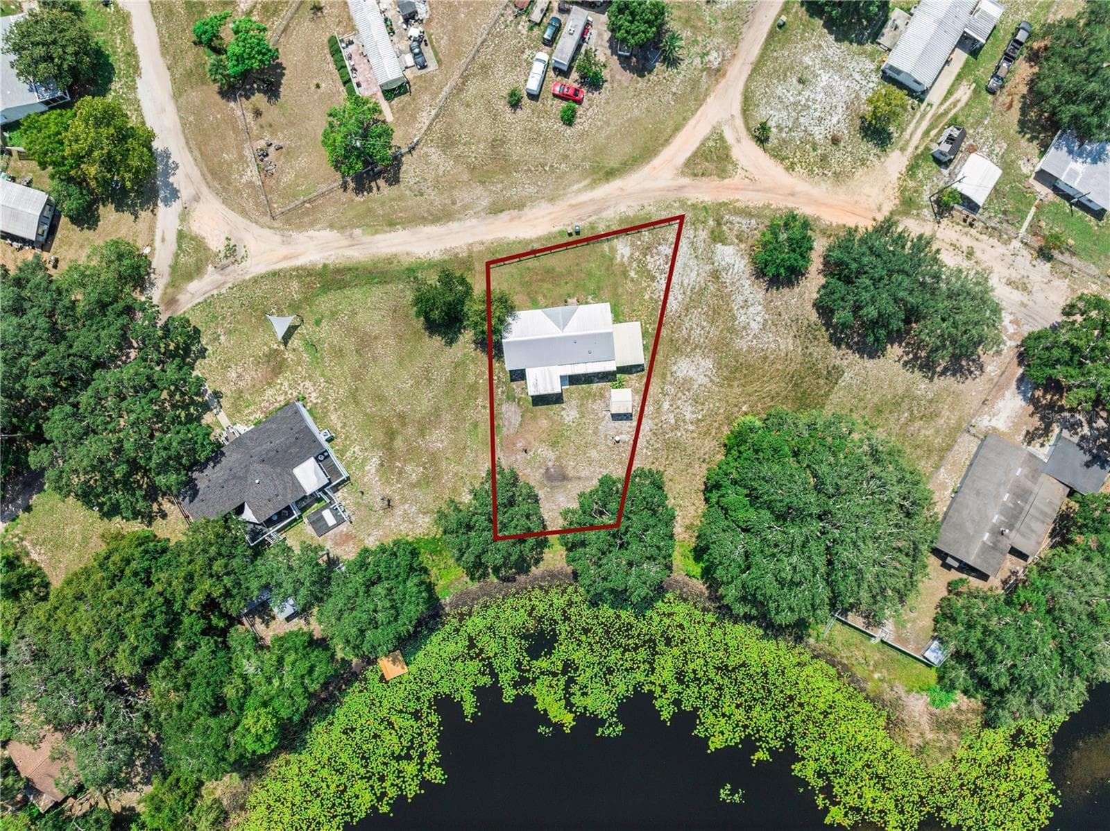 Manufactured Home at 33525 LINDA DR, LEESBURG, photo 38 of 47