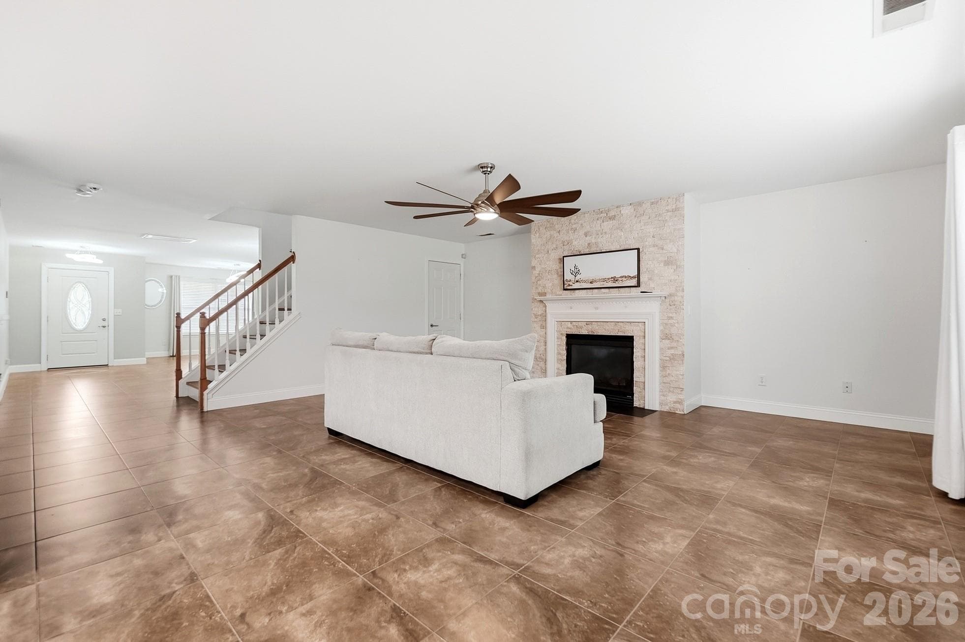 Single Family Residence at 6324 Carpentaria Court, Charlotte, photo 6 of 43