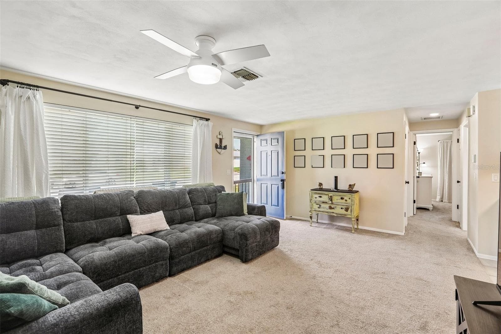 Single Family Residence at 3420 PALOMA DR, HOLIDAY, photo 3 of 26