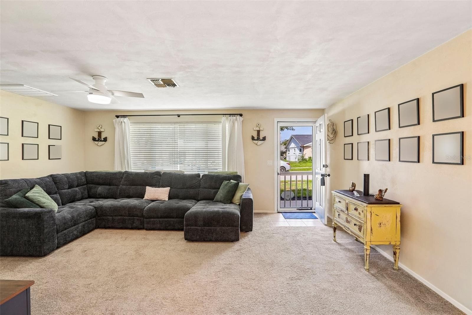 Single Family Residence at 3420 PALOMA DR, HOLIDAY, photo 4 of 26