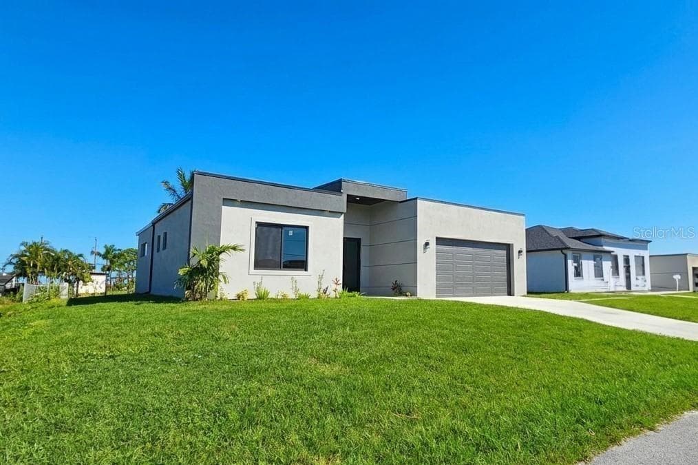Single Family Residence at 1027 KISMET PKWY W, CAPE CORAL, photo 3 of 33