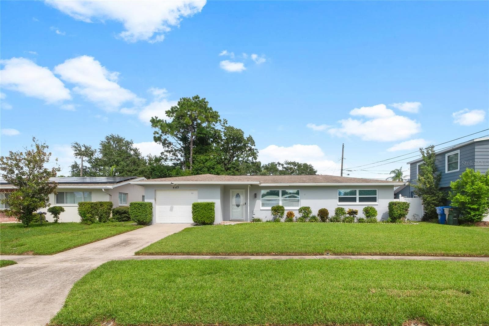 487 LAKE HILL LN