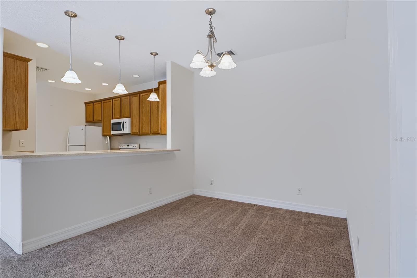 Townhouse at 17313 CHATEAU PINE WAY, CLERMONT, photo 13 of 47