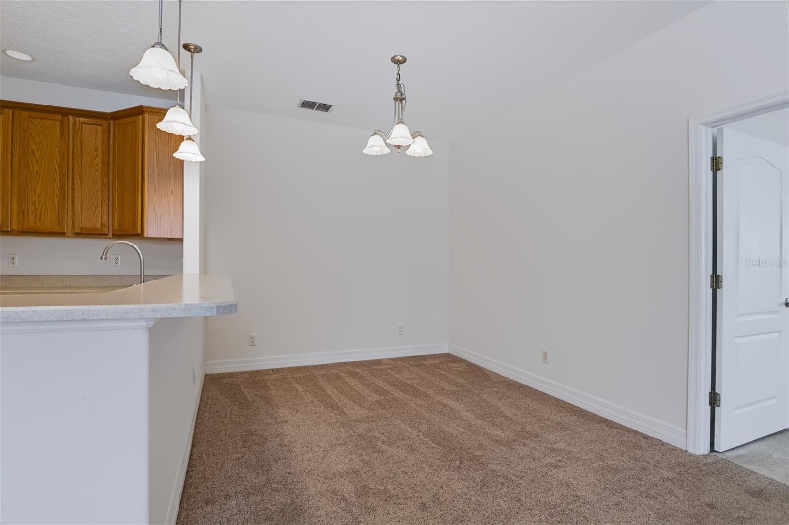Townhouse at 17313 CHATEAU PINE WAY, CLERMONT, photo 15 of 47