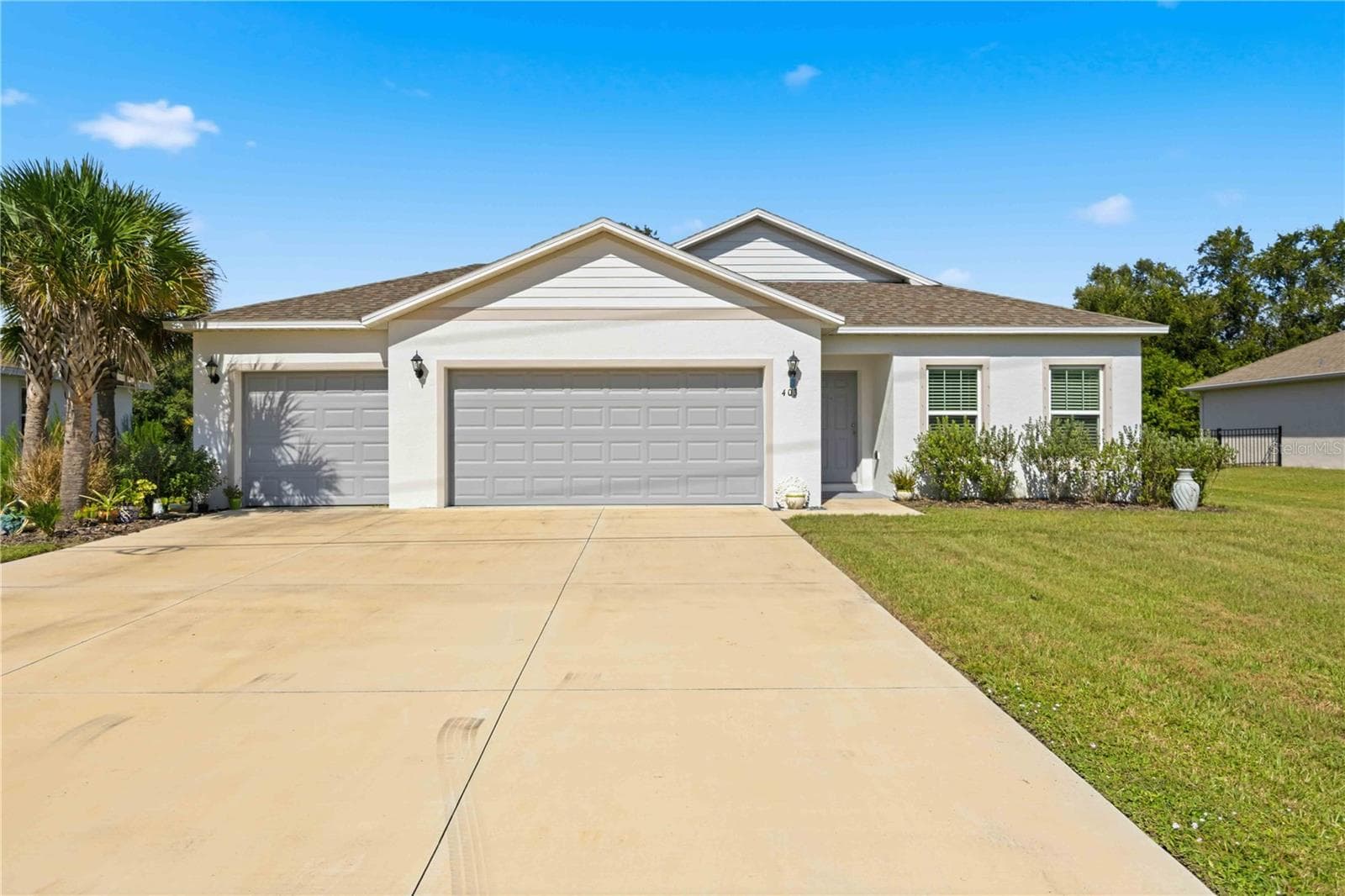403 SEASONS DR