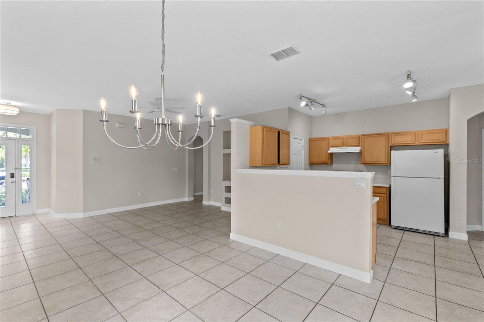 Kitchen from dinette - 3919 PEPPERVINE DR, ORLANDO