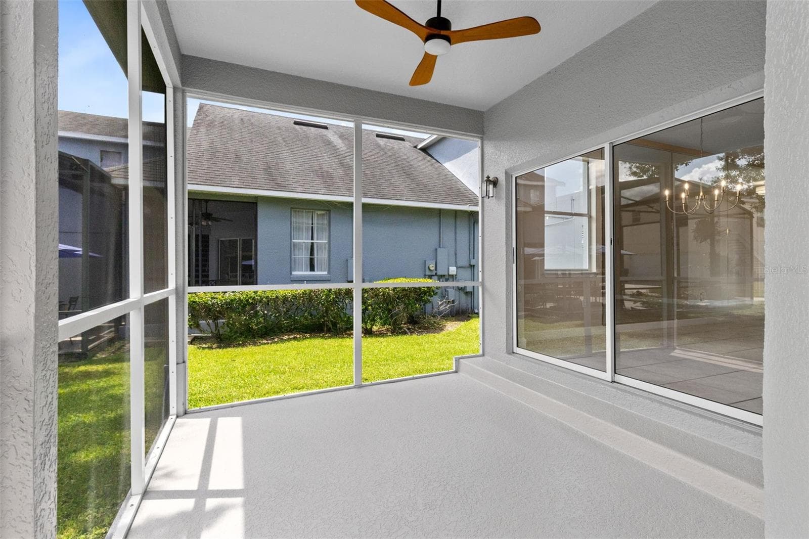 Screened and Covered Back Patio - 3919 PEPPERVINE DR, ORLANDO