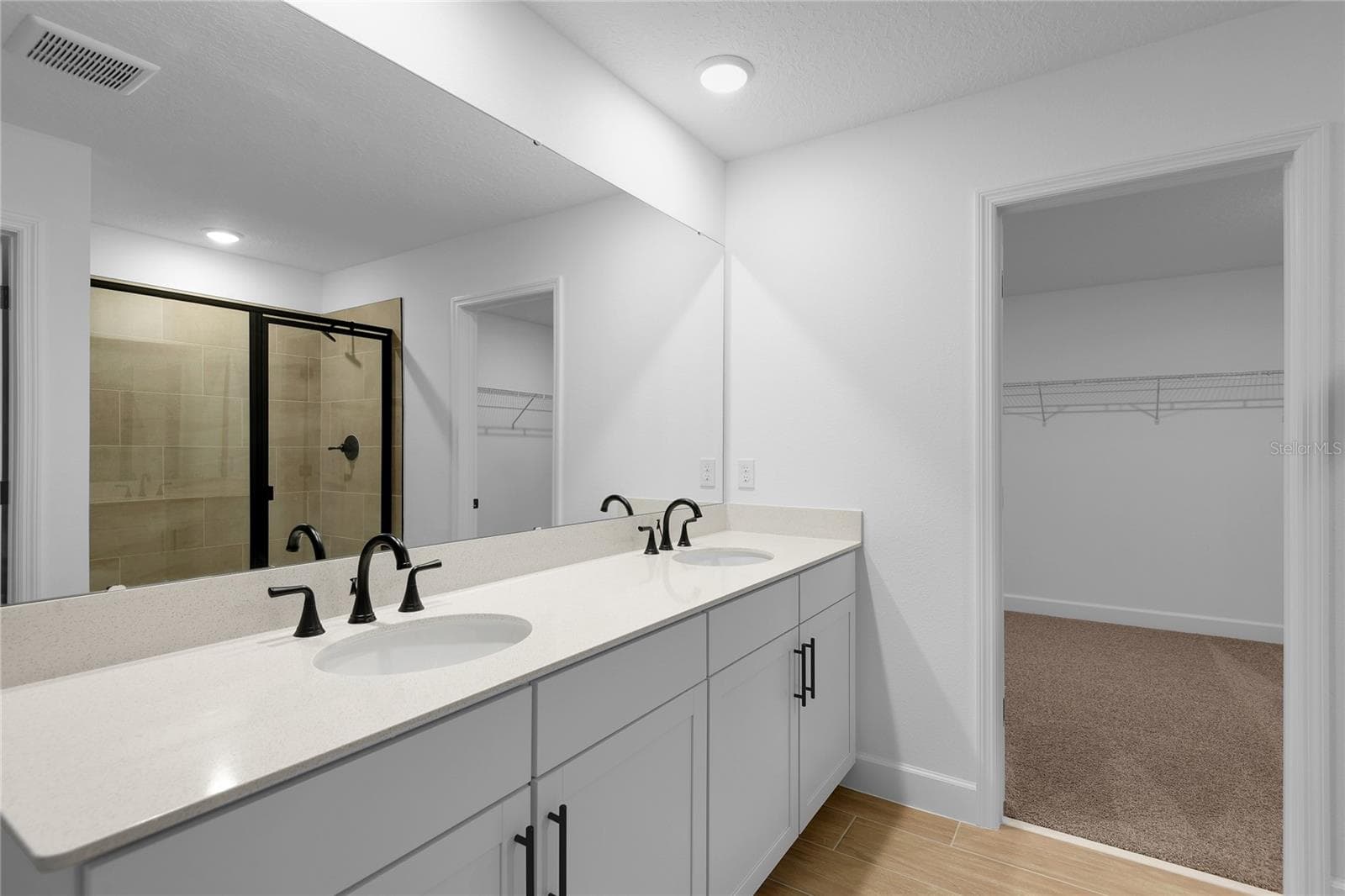 Single Family Residence at 741 WEKIVA RIDGE DR, MOUNT DORA, photo 13 of 18