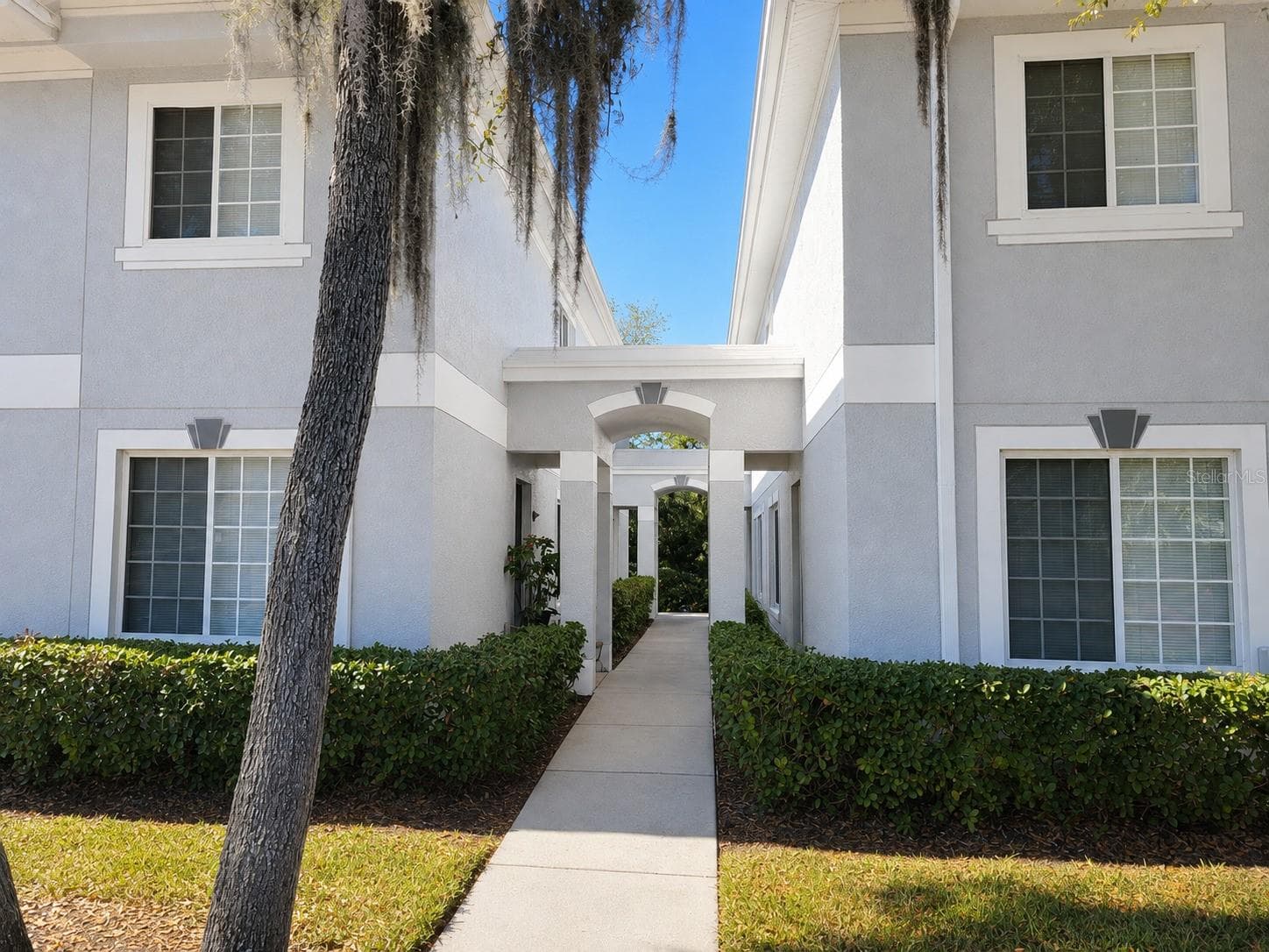 Townhouse at 4053 DOLPHIN DR, TAMPA
