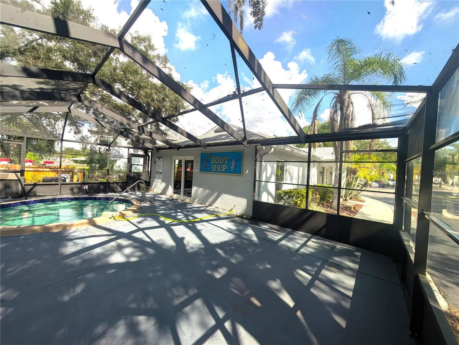 Townhouse at 4053 DOLPHIN DR, TAMPA, photo 19 of 22