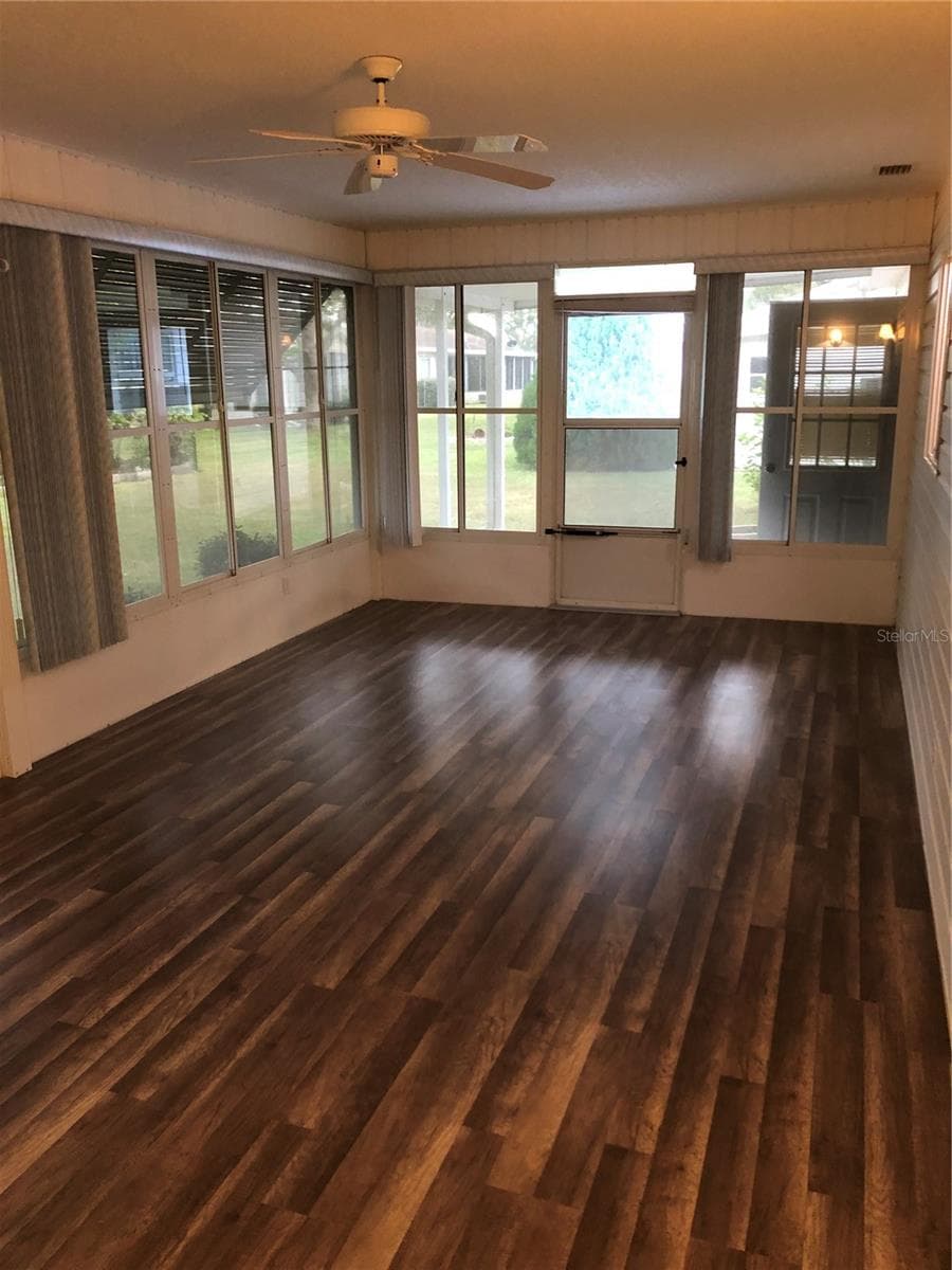 Single Family Residence at 17513 SE 95TH CT, SUMMERFIELD, photo 8 of 15