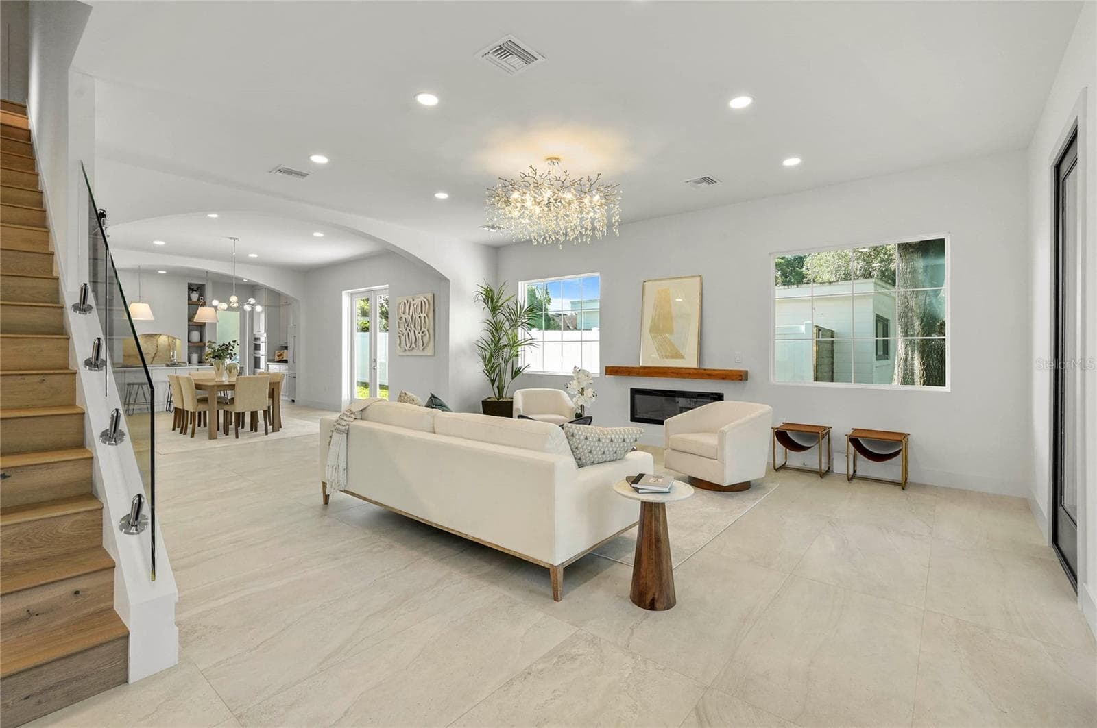 Single Family Residence at 2430 CHANTILLY AVE, WINTER PARK, photo 5 of 64