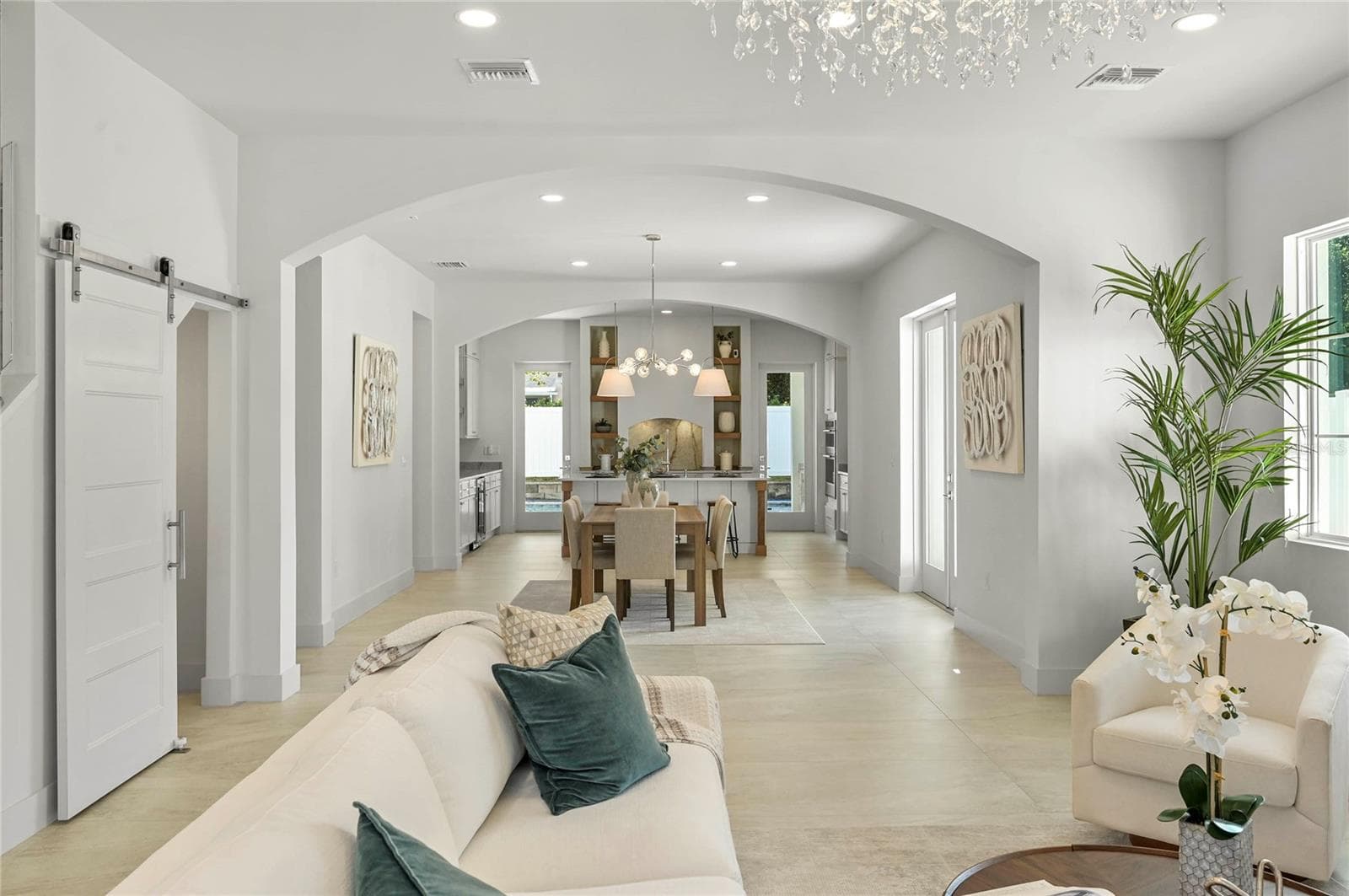 Single Family Residence at 2430 CHANTILLY AVE, WINTER PARK, photo 14 of 64