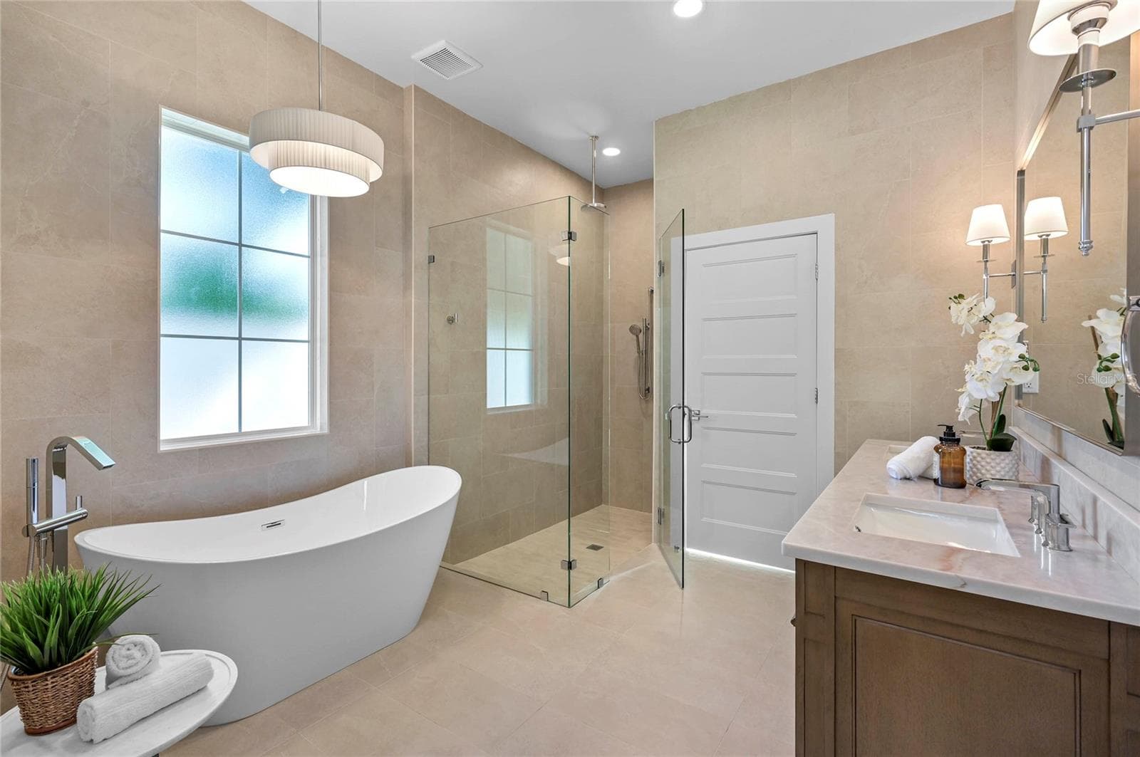 Single Family Residence at 2430 CHANTILLY AVE, WINTER PARK, photo 36 of 64