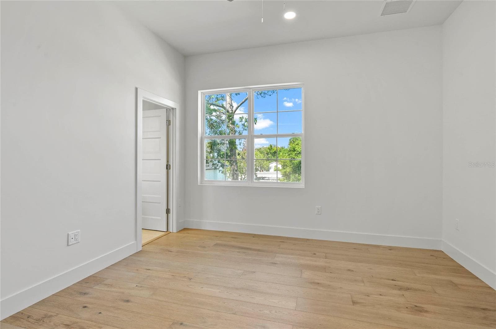 Single Family Residence at 2430 CHANTILLY AVE, WINTER PARK, photo 48 of 64