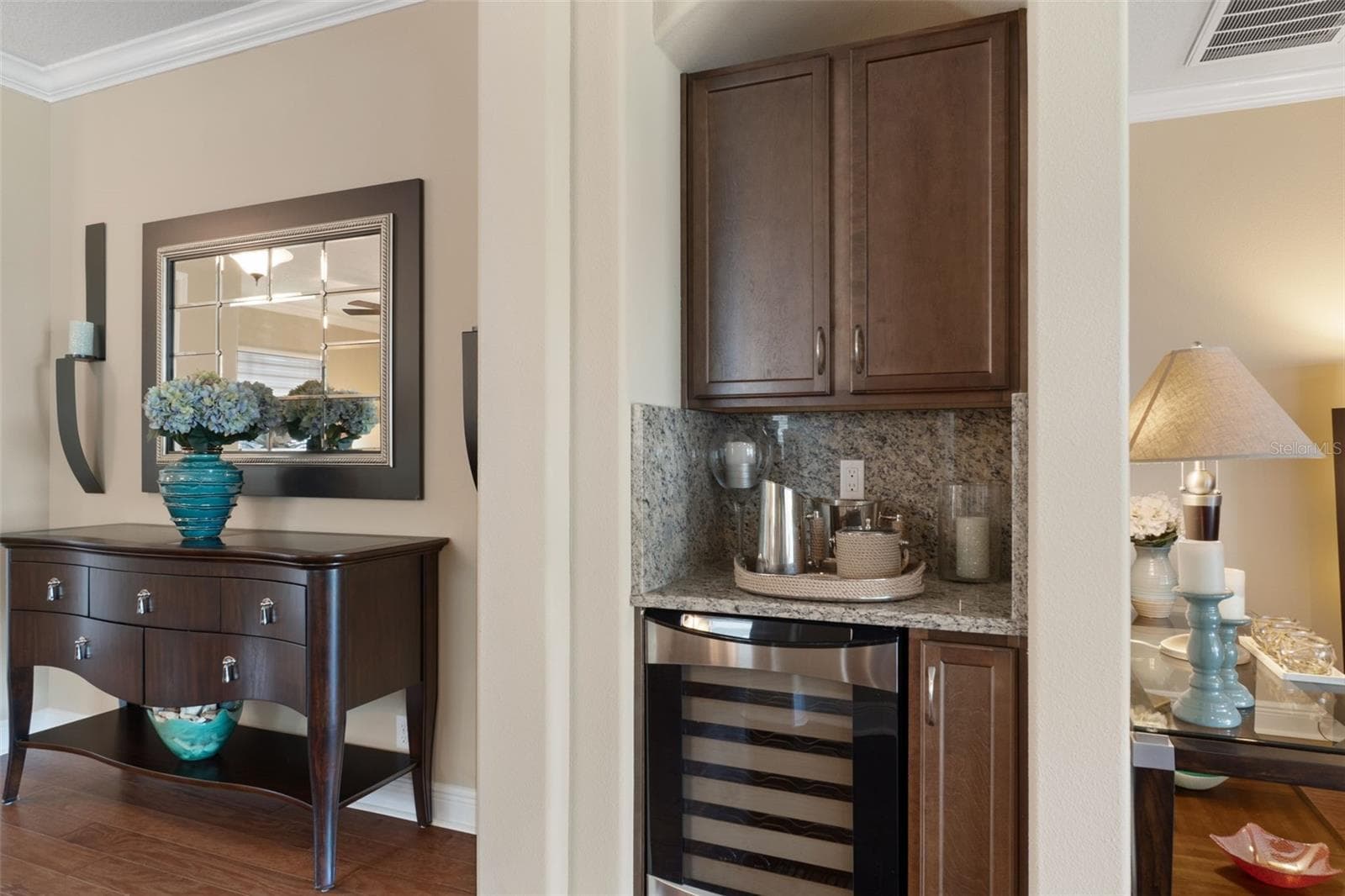 Single Family Residence at 14912 POTTERTON CIR, HUDSON, photo 11 of 58