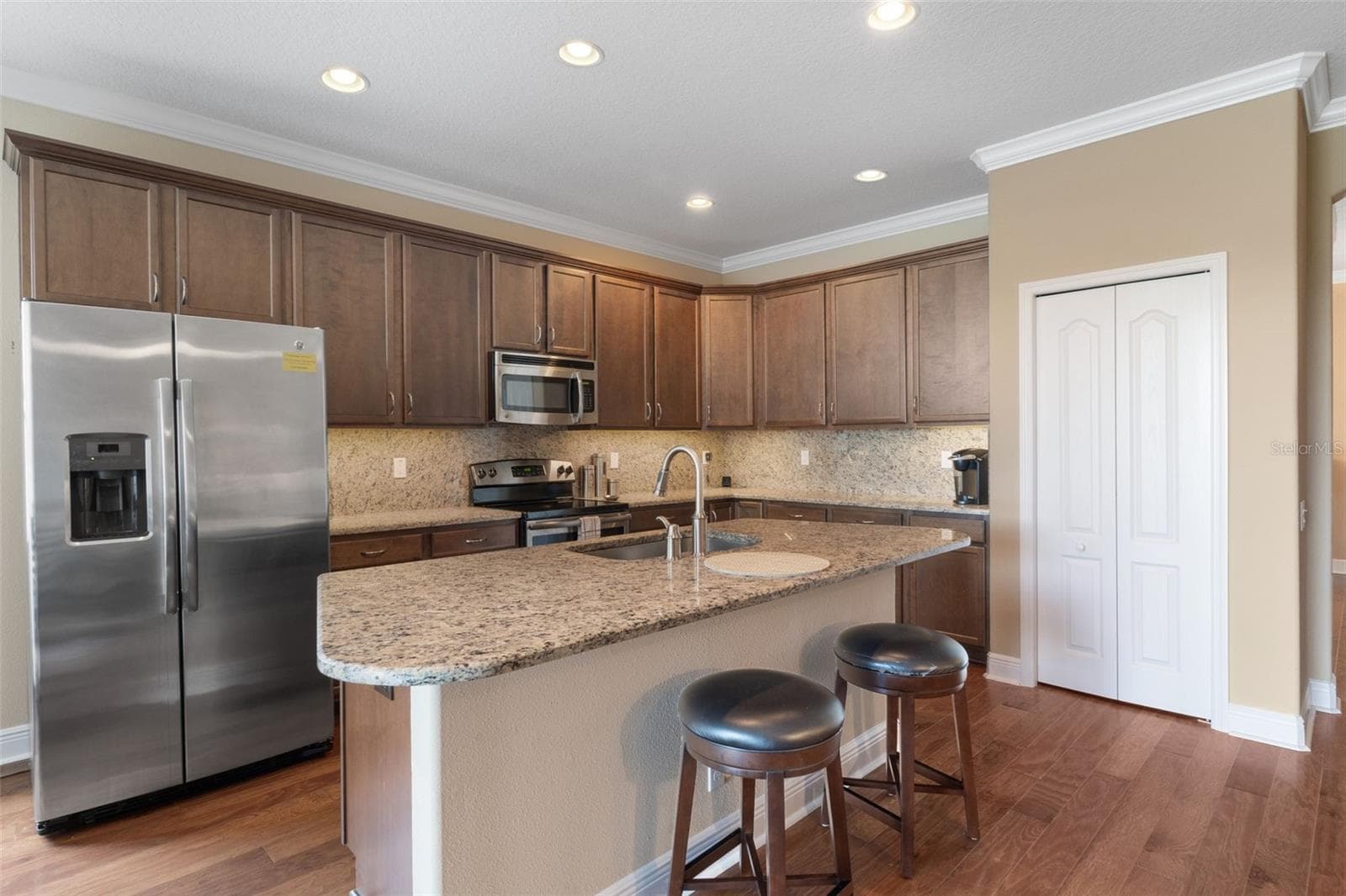Single Family Residence at 14912 POTTERTON CIR, HUDSON, photo 16 of 58