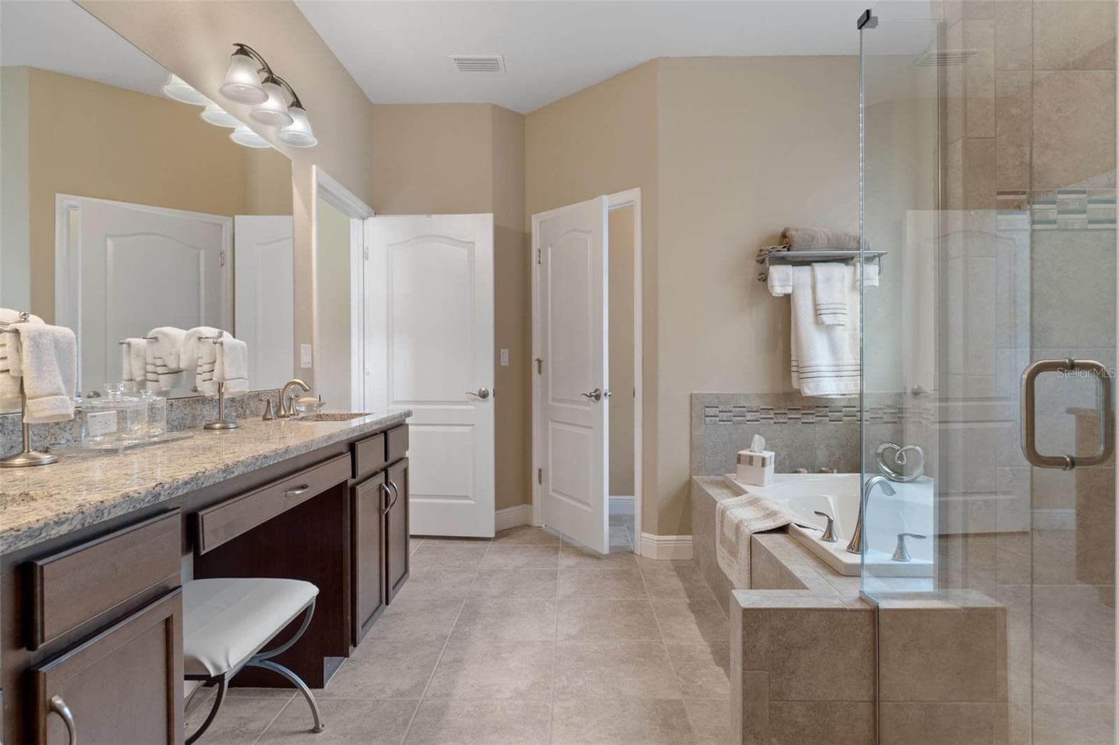 Single Family Residence at 14912 POTTERTON CIR, HUDSON, photo 26 of 58
