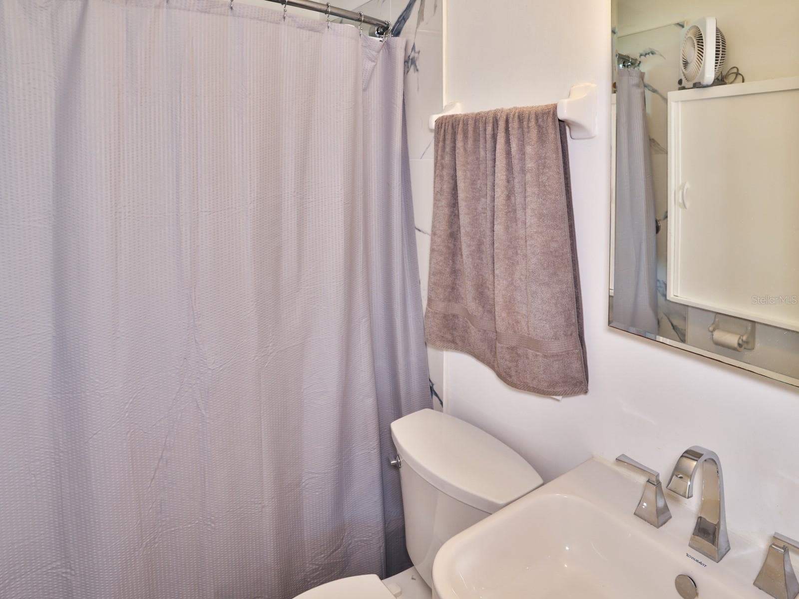 Bathroom. - 1855 E VALENCIA DR, BARTOW