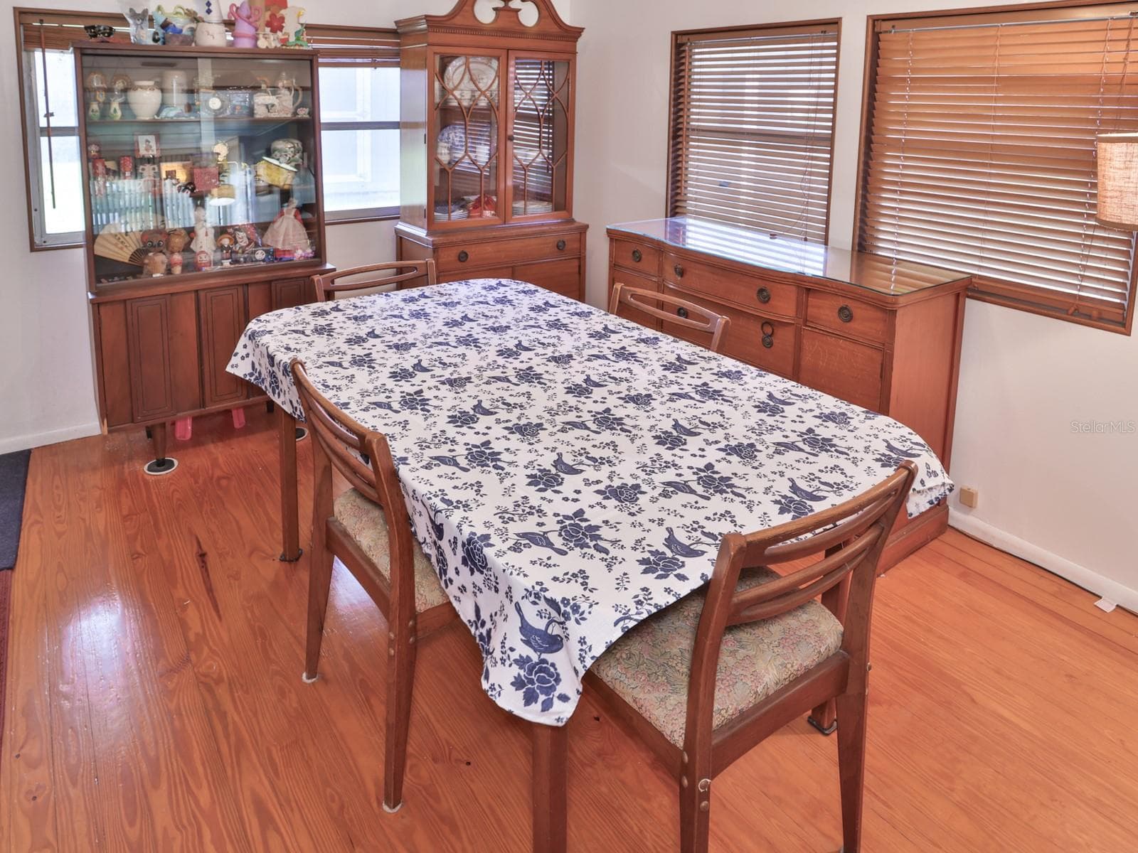 Dining room. - 1855 E VALENCIA DR, BARTOW
