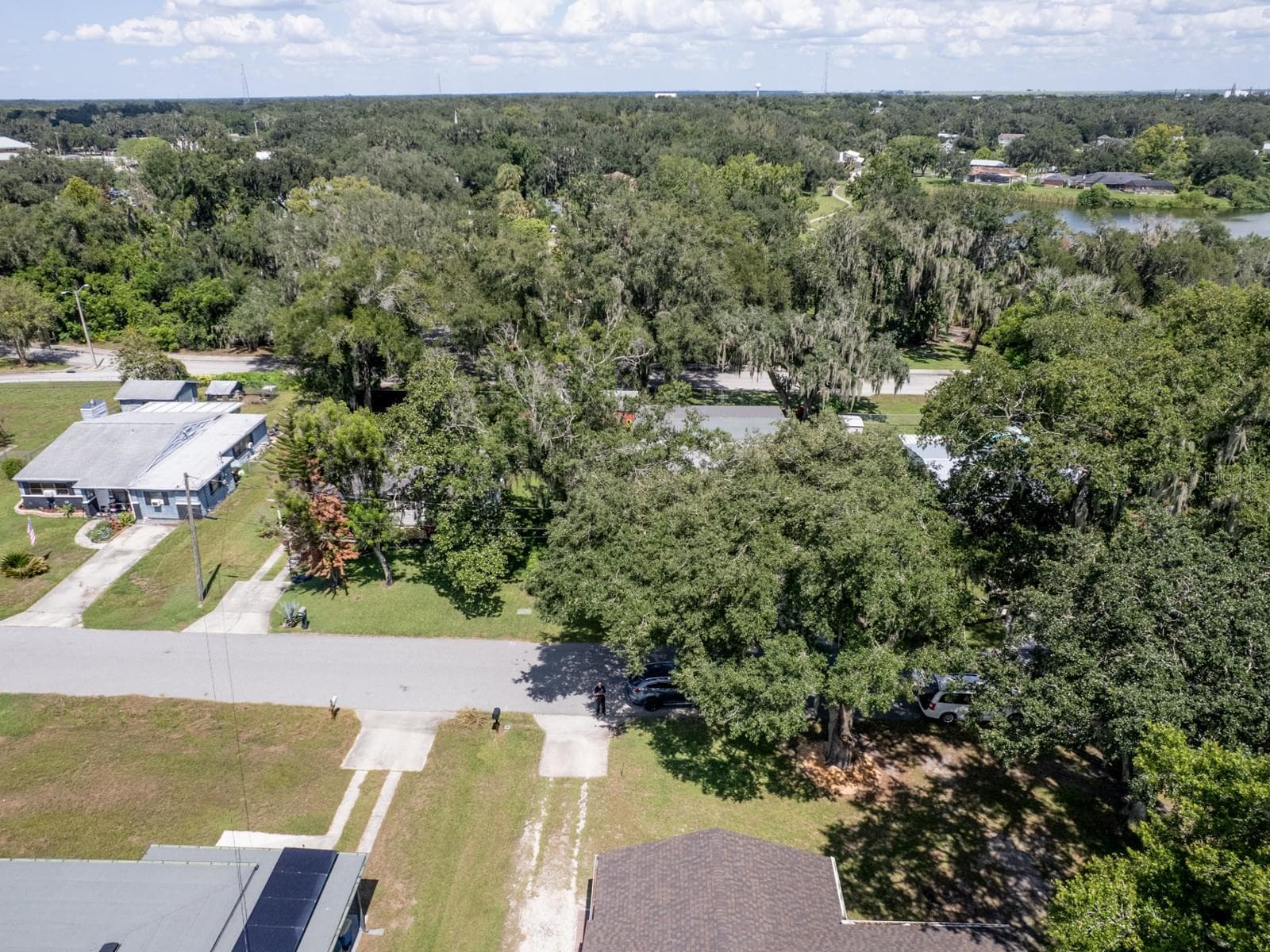Aerial of the home. - 1855 E VALENCIA DR, BARTOW