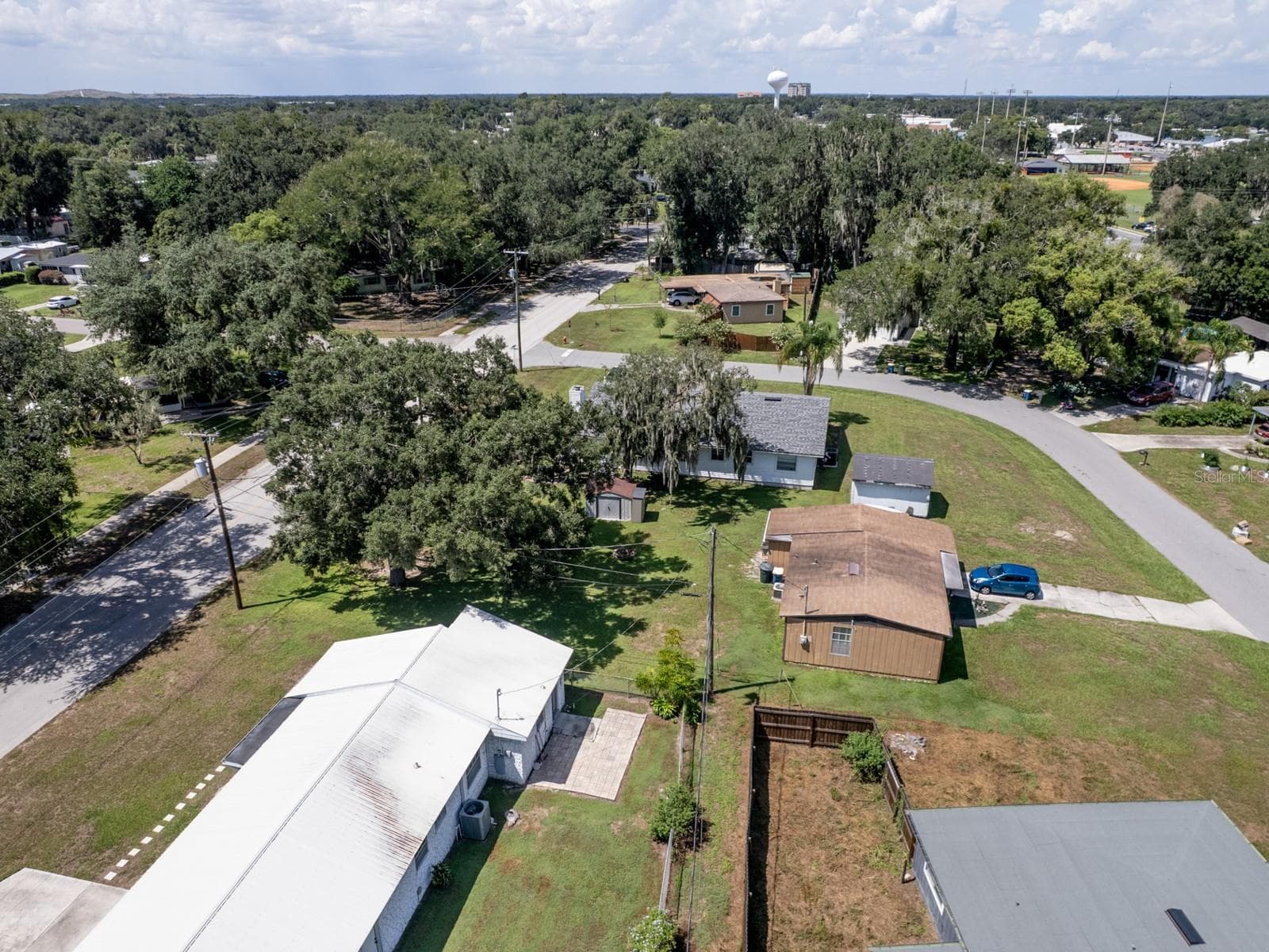 Aerial of the home. - 1855 E VALENCIA DR, BARTOW