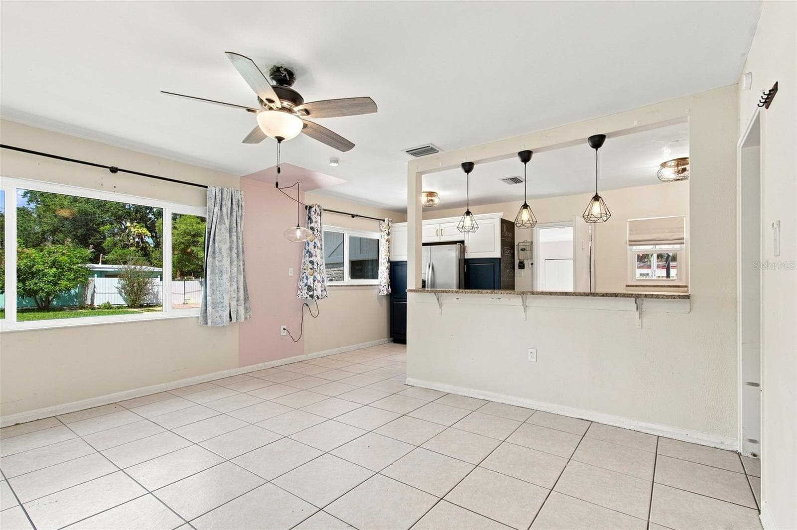 Single Family Residence at 2002 E HAMILTON AVE, TAMPA, photo 5 of 25