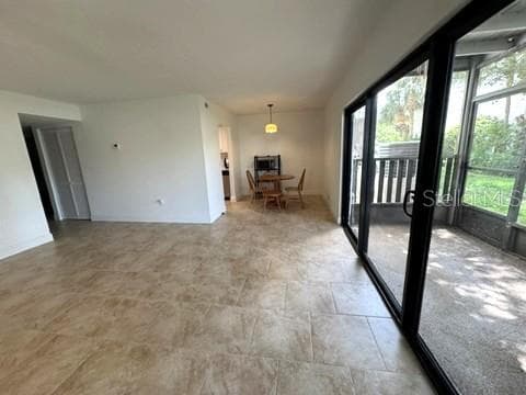 Condominium at 11412 8TH ST N #1001, ST PETERSBURG, photo 7 of 23