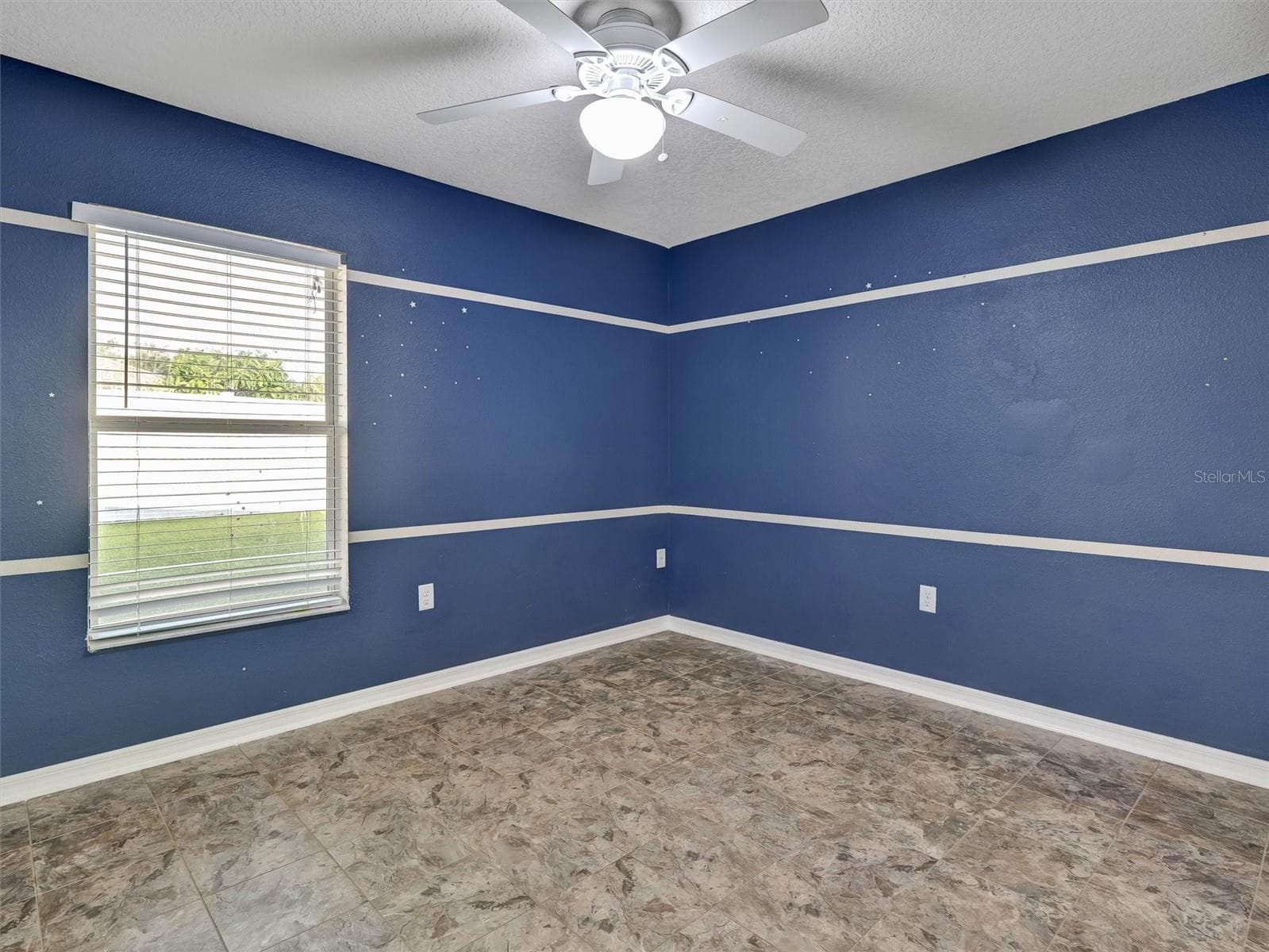 Single Family Residence at 1213 HUMBLE HAVEN ST, RUSKIN, photo 13 of 43
