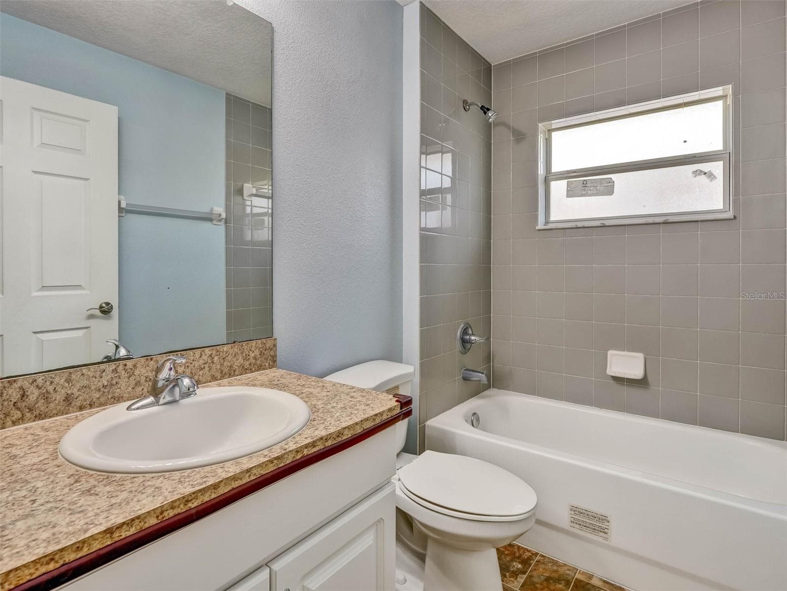 Single Family Residence at 1213 HUMBLE HAVEN ST, RUSKIN, photo 15 of 43