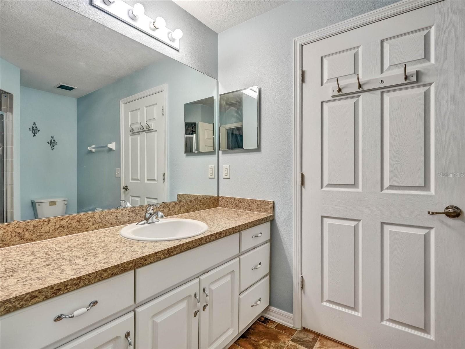 Single Family Residence at 1213 HUMBLE HAVEN ST, RUSKIN, photo 22 of 43