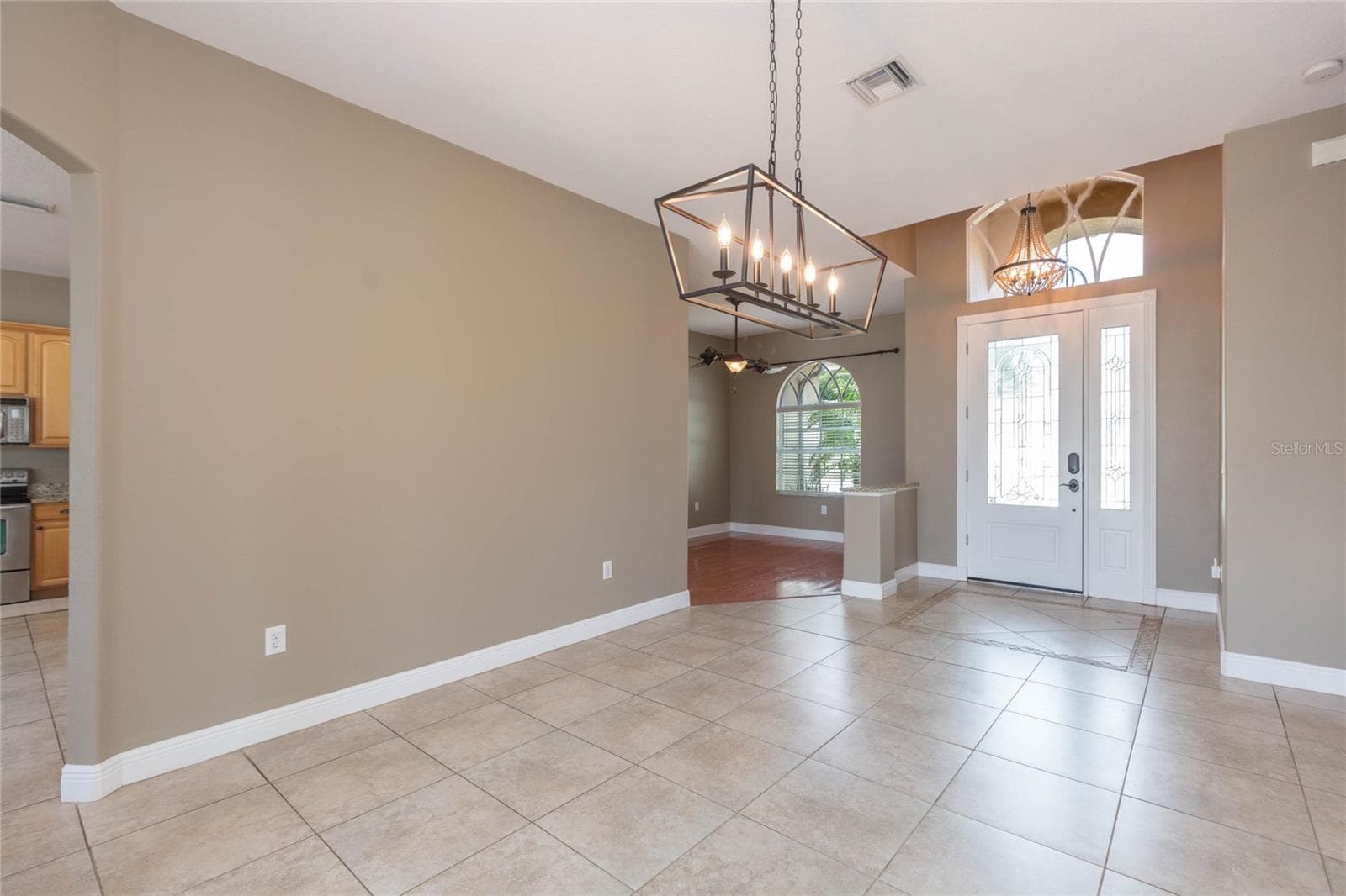 Single Family Residence at 11544 PINE HOLLOW WAY, DADE CITY, photo 8 of 61