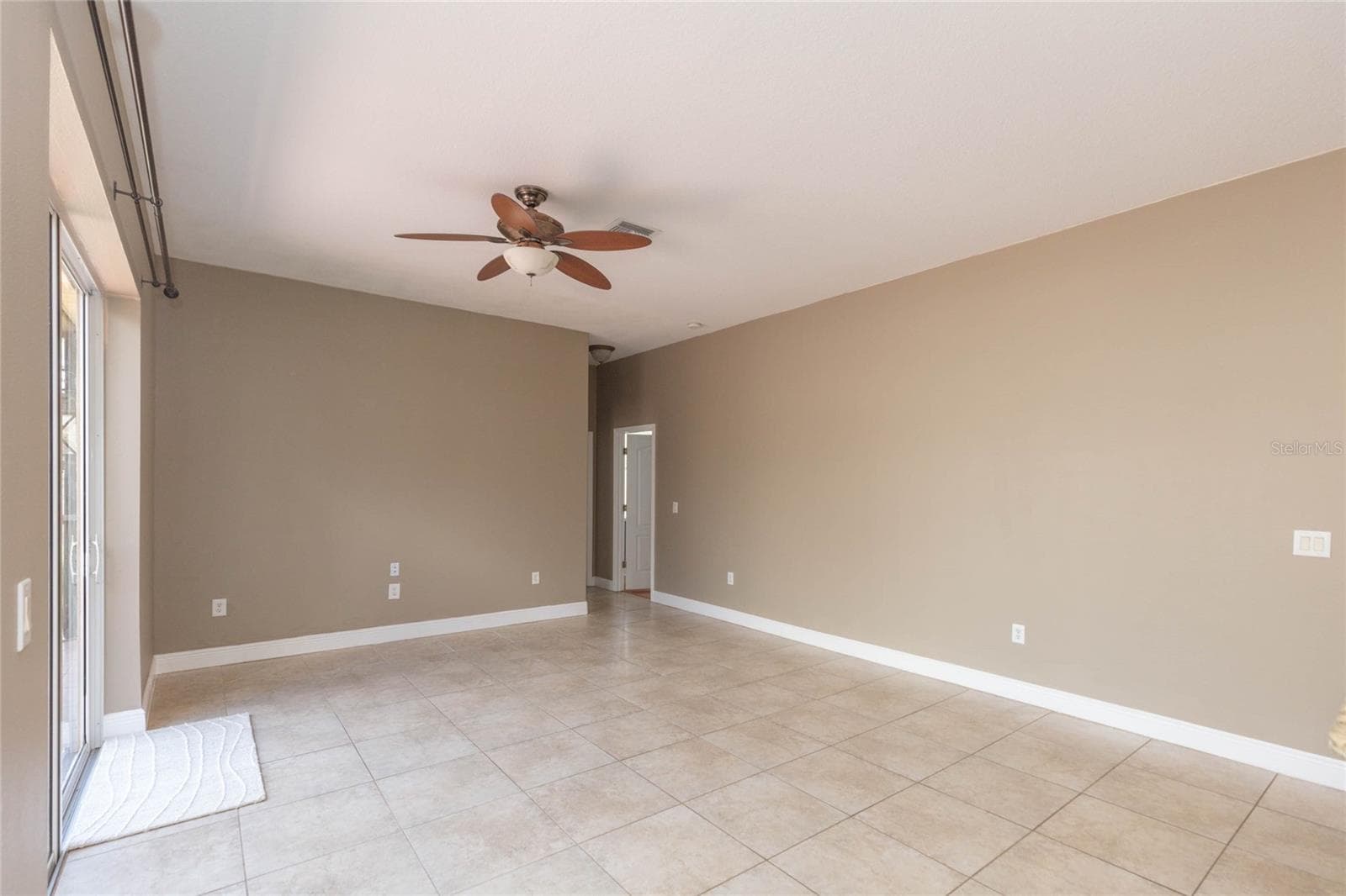 Single Family Residence at 11544 PINE HOLLOW WAY, DADE CITY, photo 17 of 61