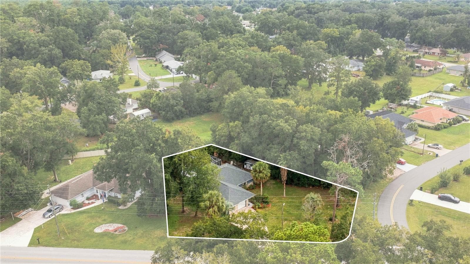 Single Family Residence at 6500 CHERRY RD, OCALA, photo 6 of 74