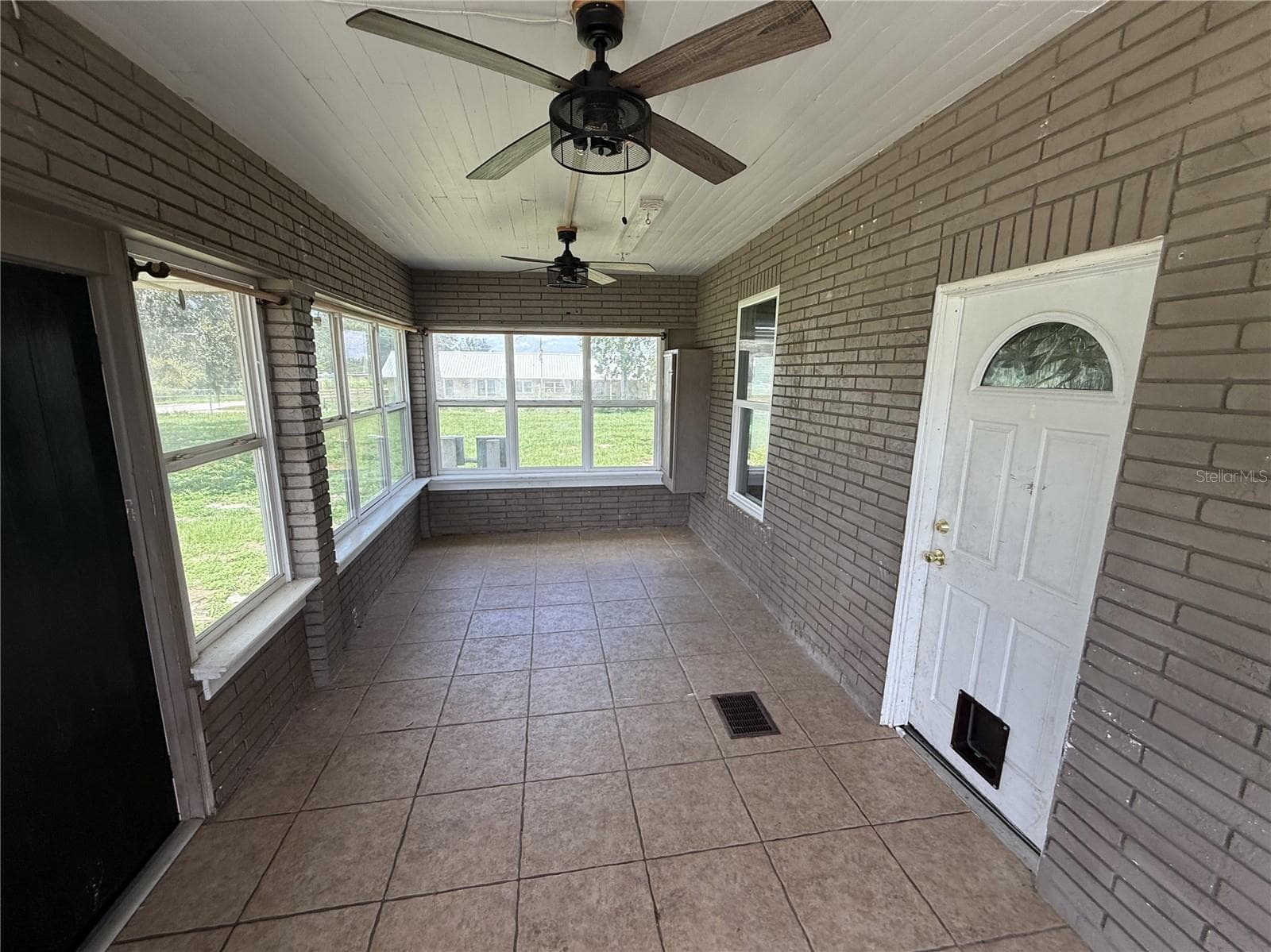 Single Family Residence at 1115 KELLER RD, FORT MEADE, photo 2 of 27
