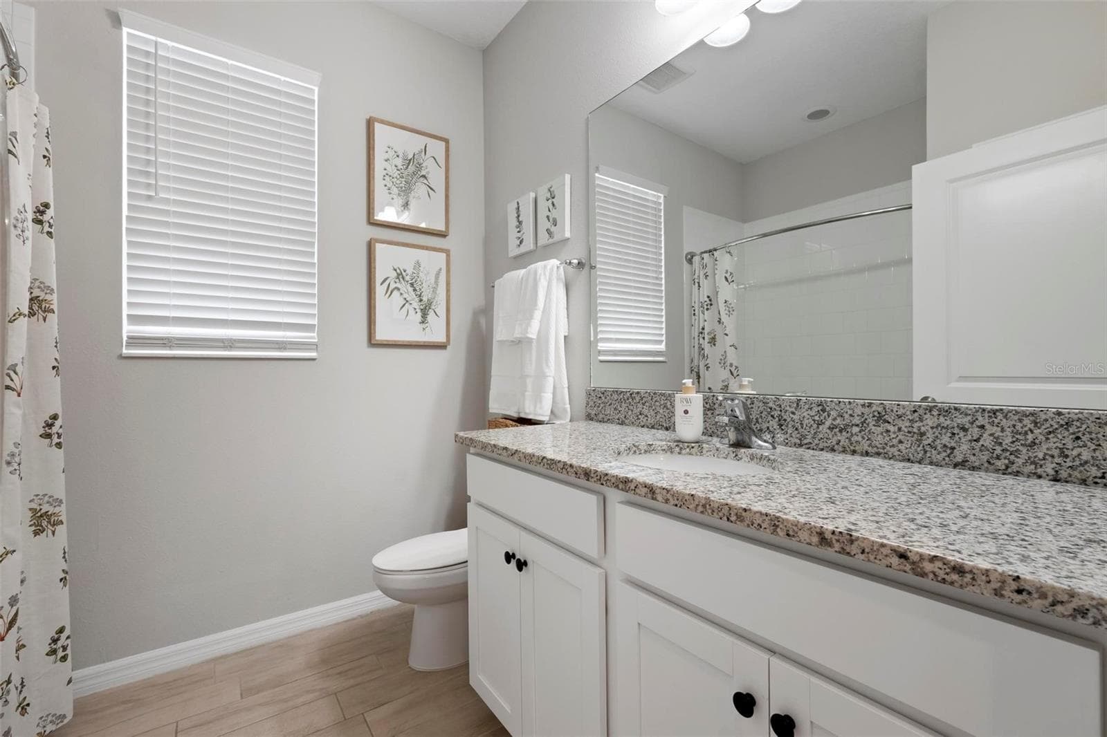 Full Bath 1/Tub shower combo - 3598 SECRET STROLL DR, SARASOTA