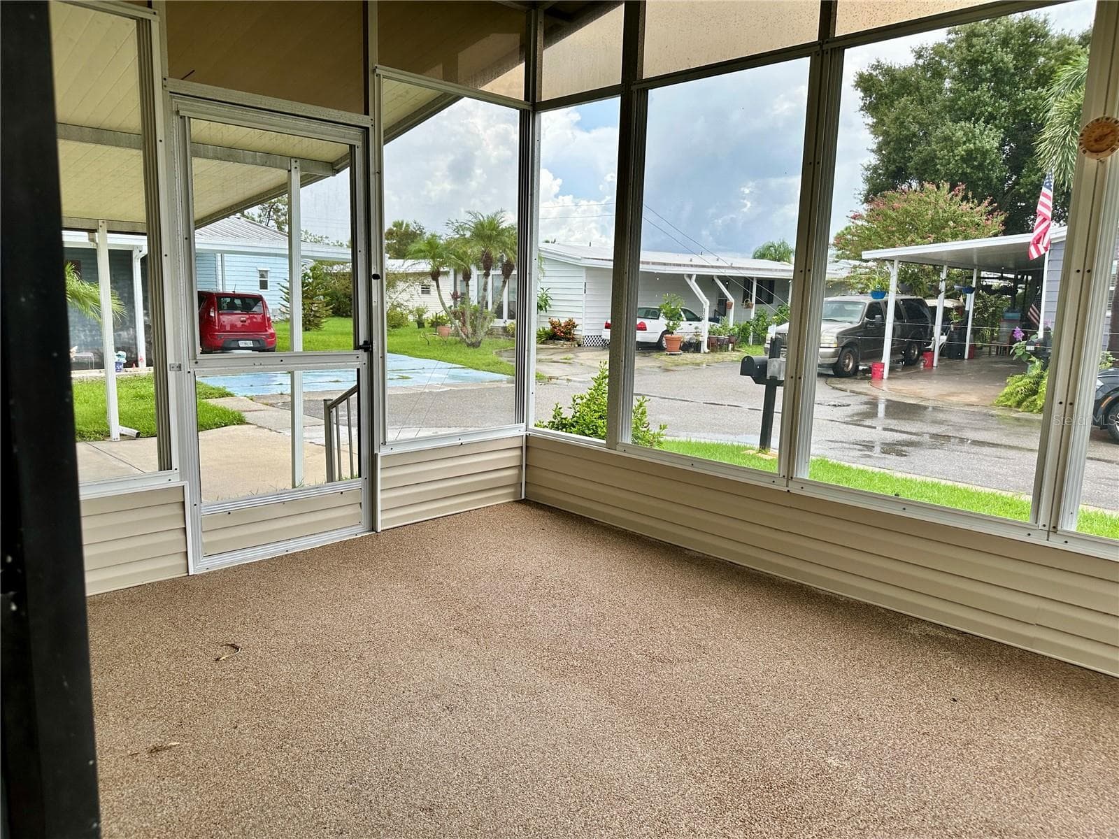 Manufactured Home at 322 BASS CT, OLDSMAR, photo 30 of 33