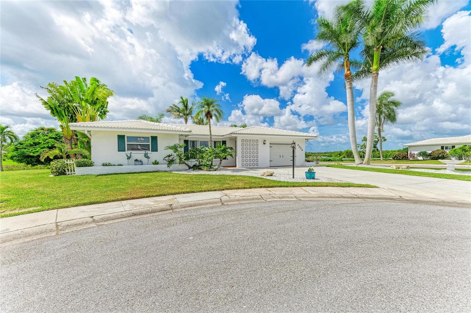 Single Family Residence at 4006 JOYCE DR, BRADENTON, photo 3 of 39