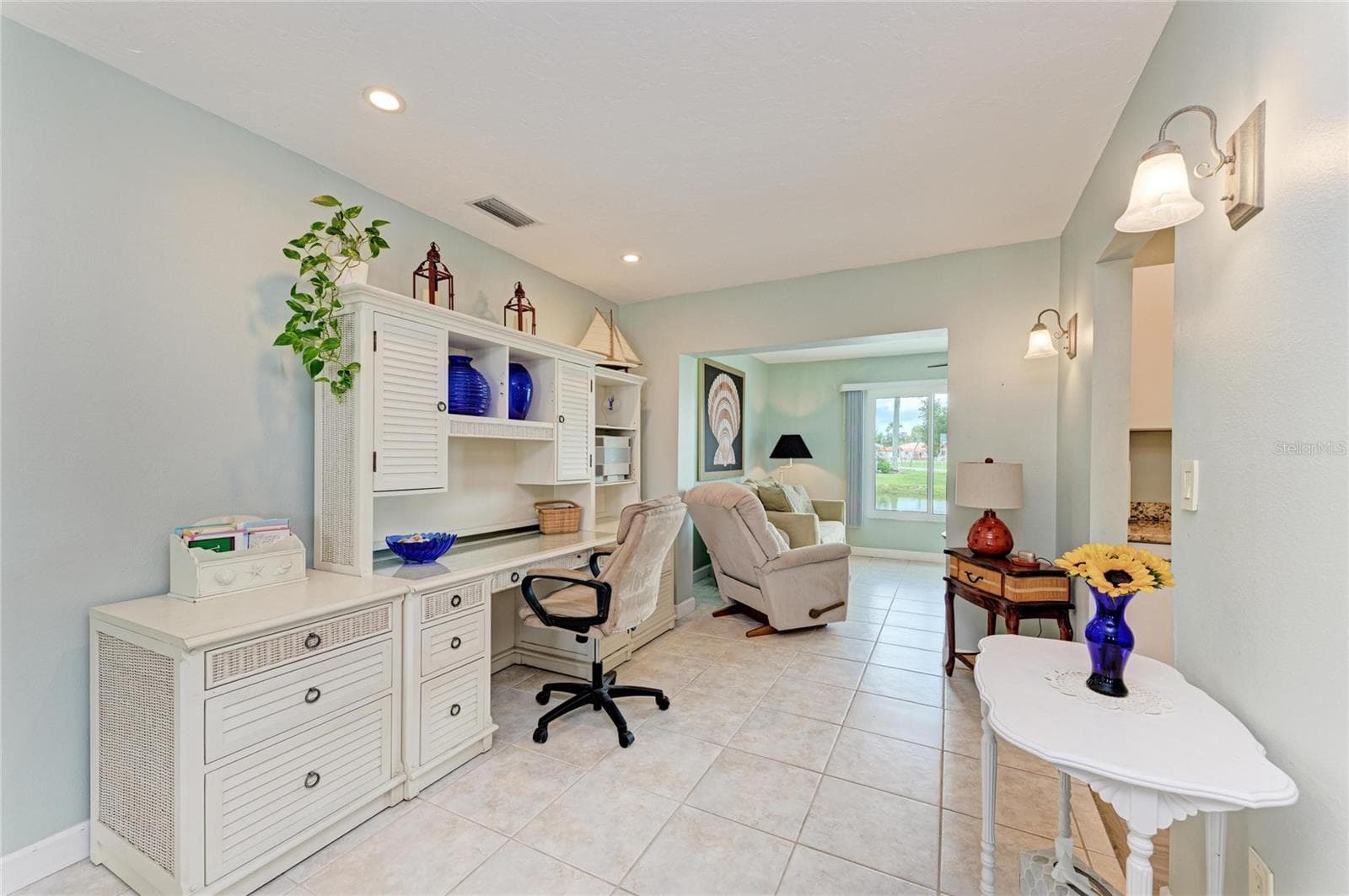 Single Family Residence at 4006 JOYCE DR, BRADENTON, photo 10 of 39