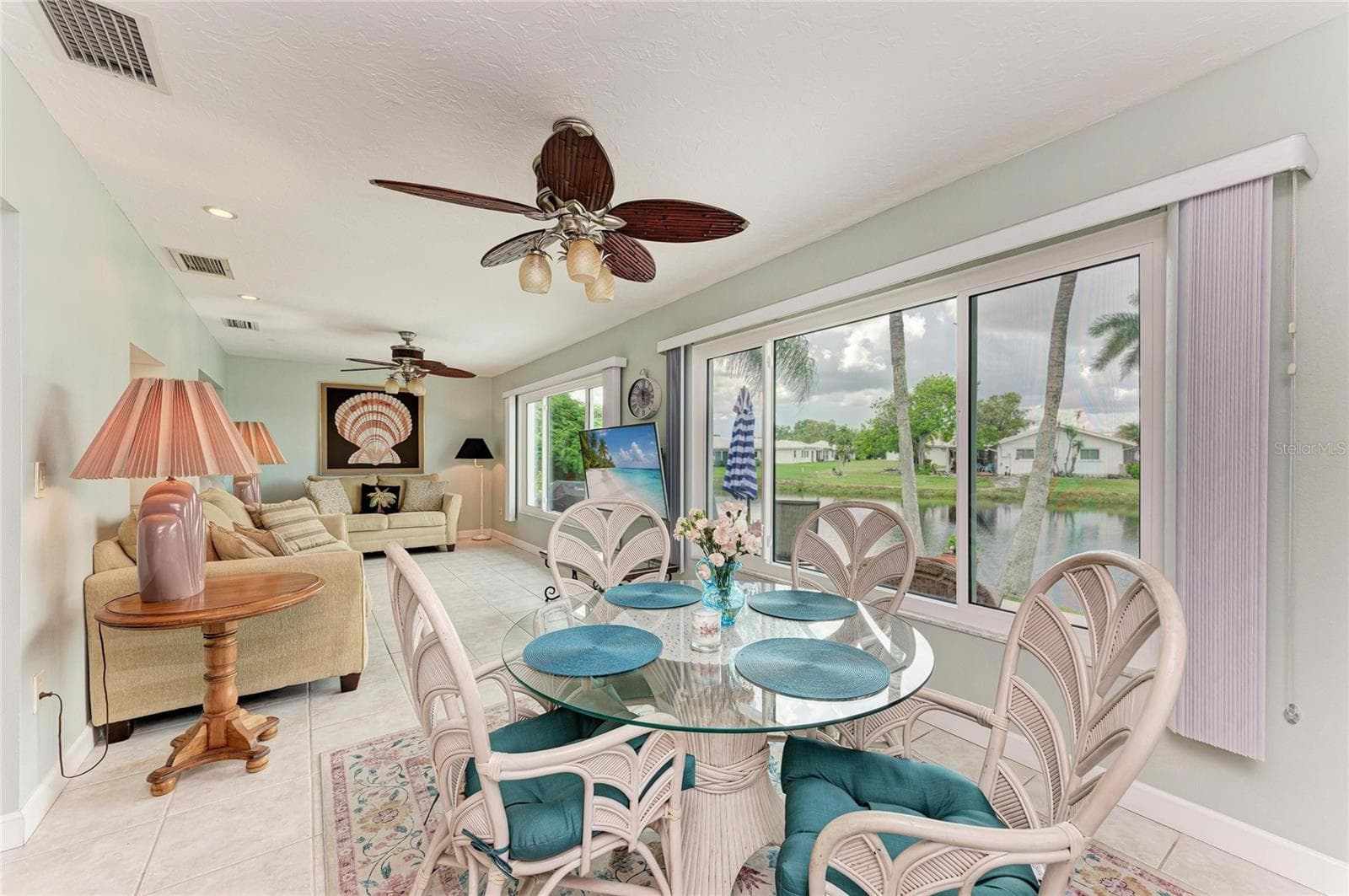 Single Family Residence at 4006 JOYCE DR, BRADENTON, photo 16 of 39