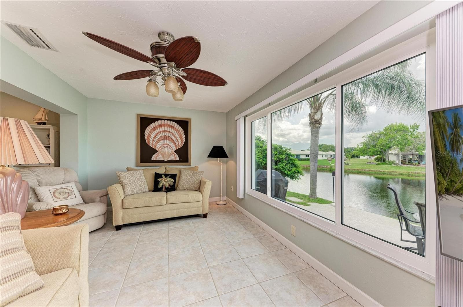 Single Family Residence at 4006 JOYCE DR, BRADENTON, photo 19 of 39