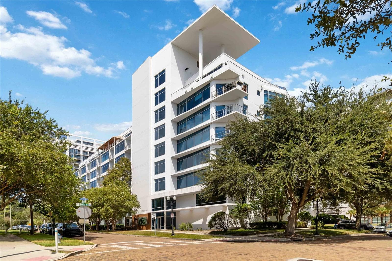 Condominium at 525 E JACKSON ST #706, ORLANDO, photo 2 of 29