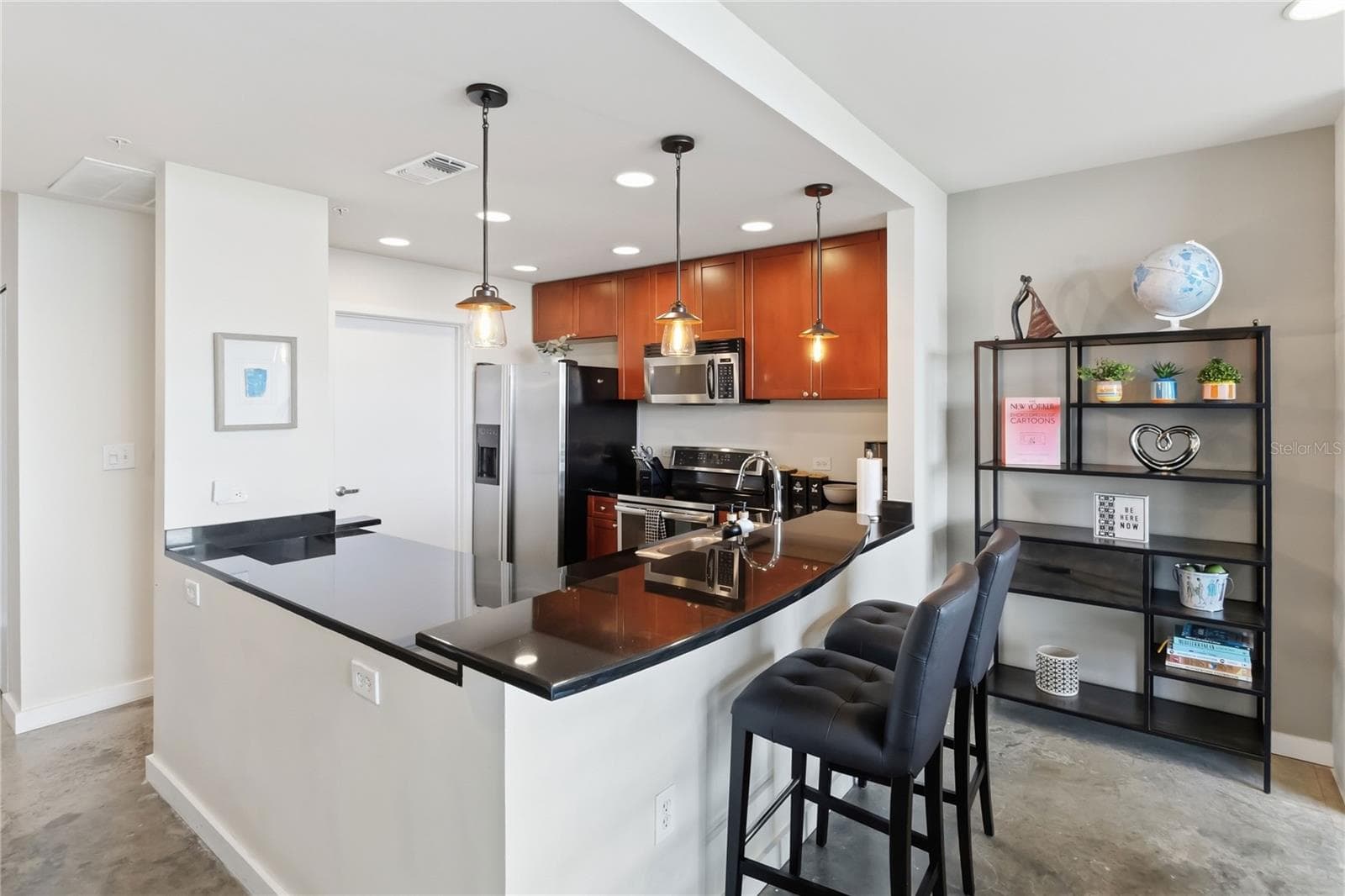 Condominium at 525 E JACKSON ST #706, ORLANDO, photo 5 of 29